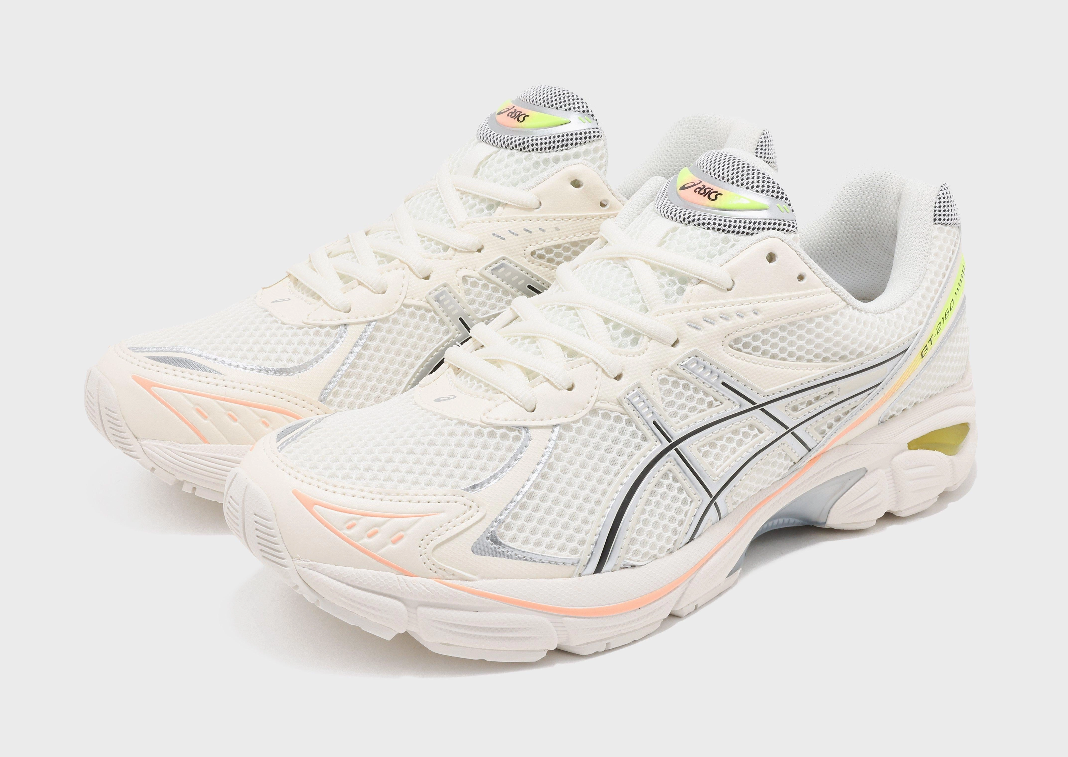 Form-Focused, Ease-Ready, Uncomplicated Fit, Style To Move, Freedom Fitted