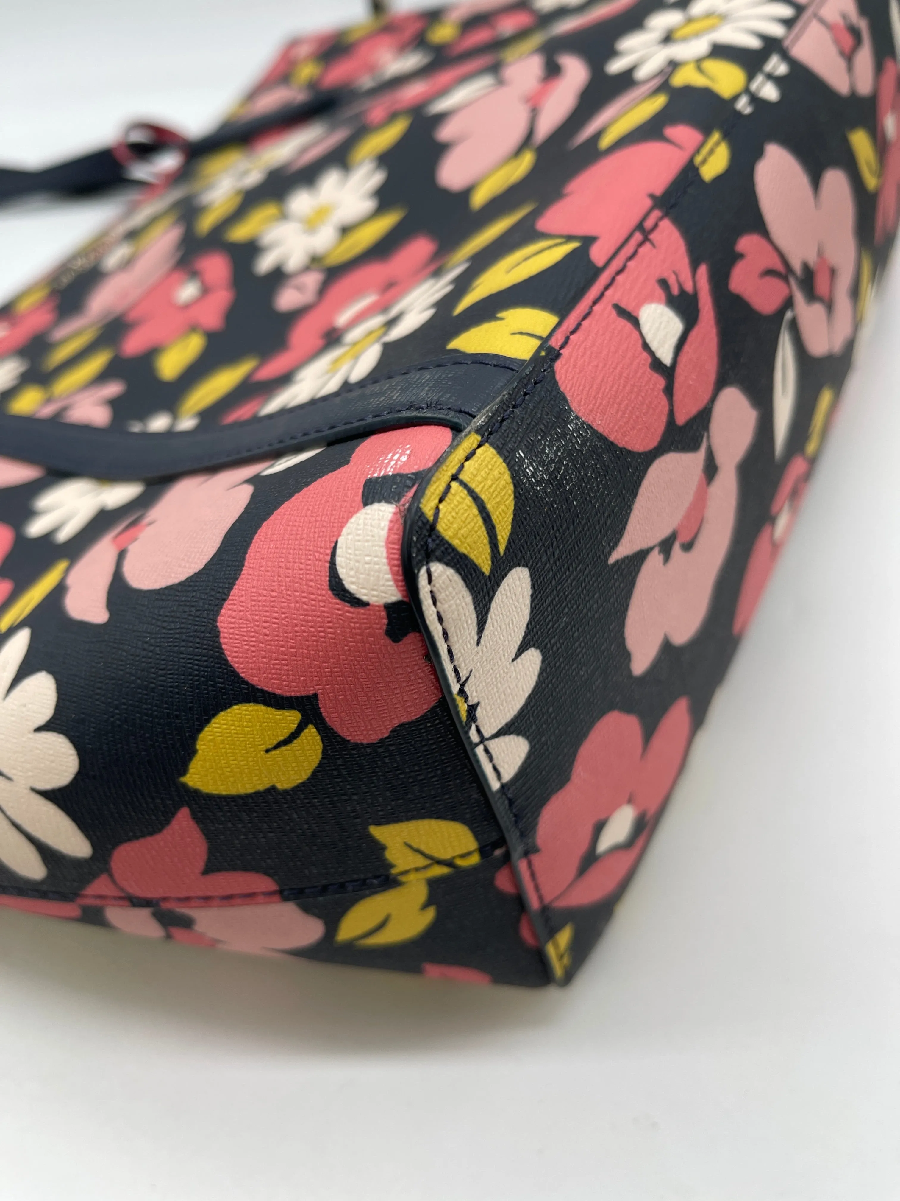 Handbag Designer By Kate Spade, Size: Large Kate Spade Bags