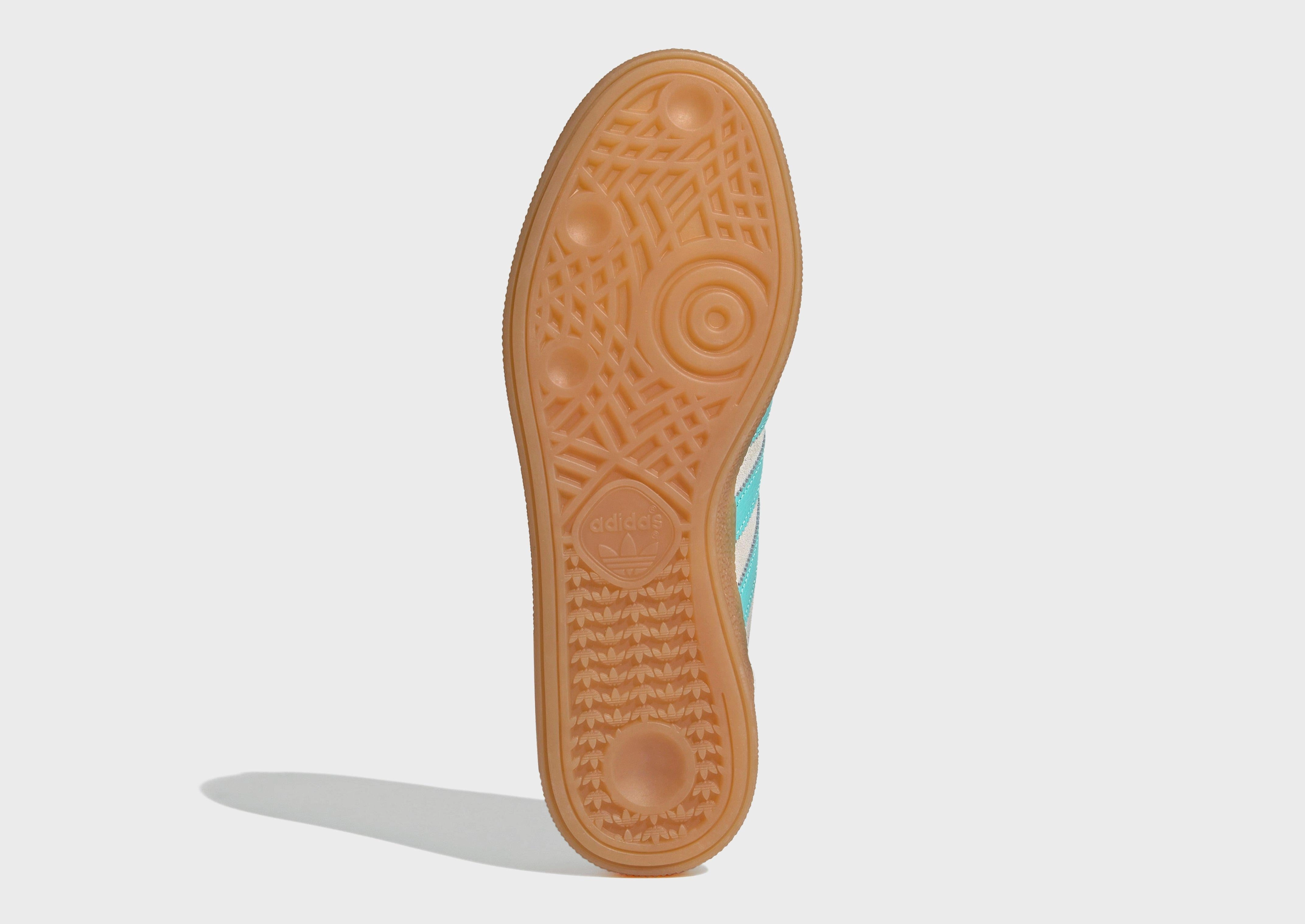 Clean Profile, Versatility Reimagined, Urban Focus, Lifestyle Architecture, Refined Chill, Your Move Gear
