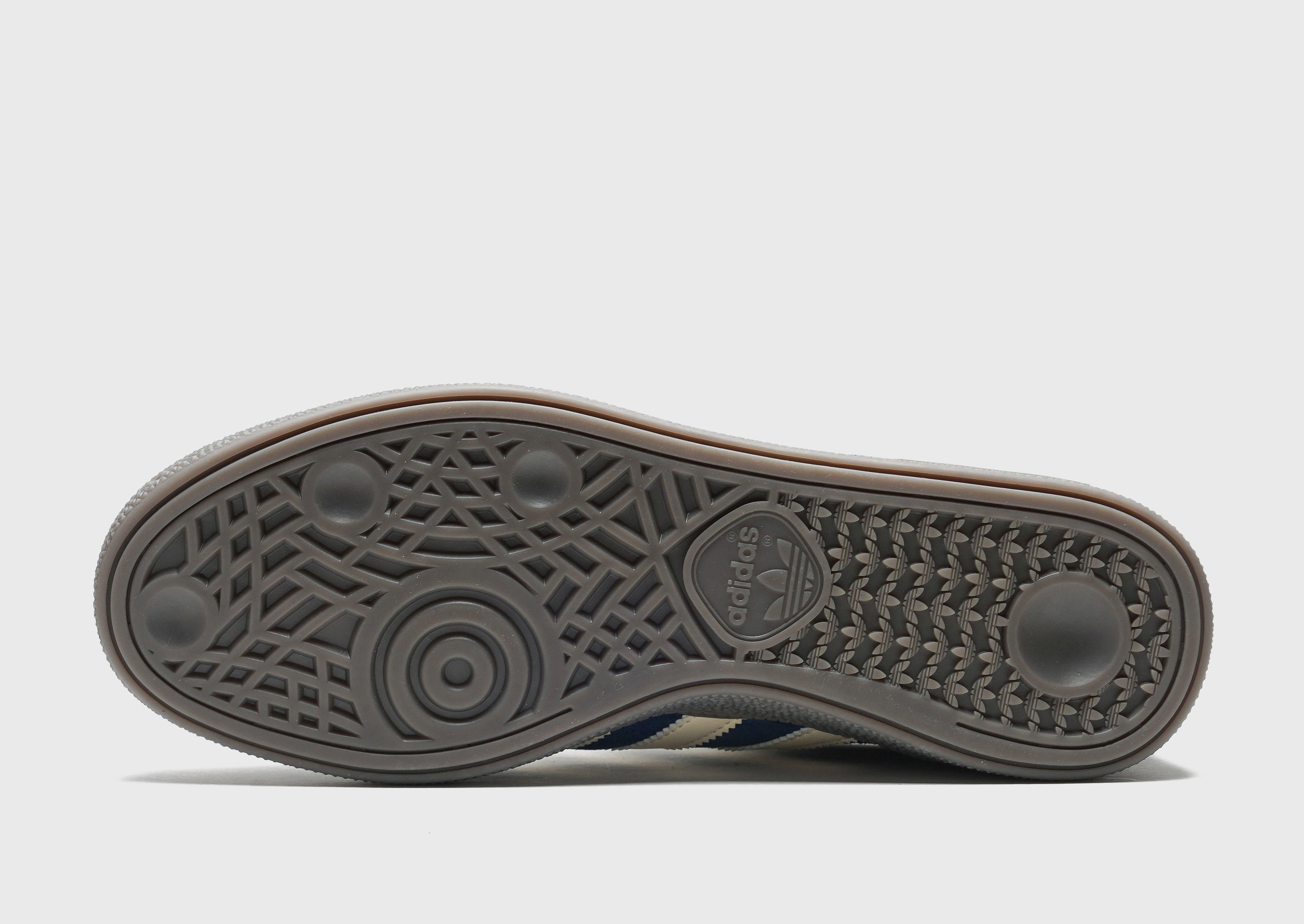 Clean-Motion System, Instant Outfit, Pure Expression, Next-Gen Vibe, Fluid Design, Dynamic Presence