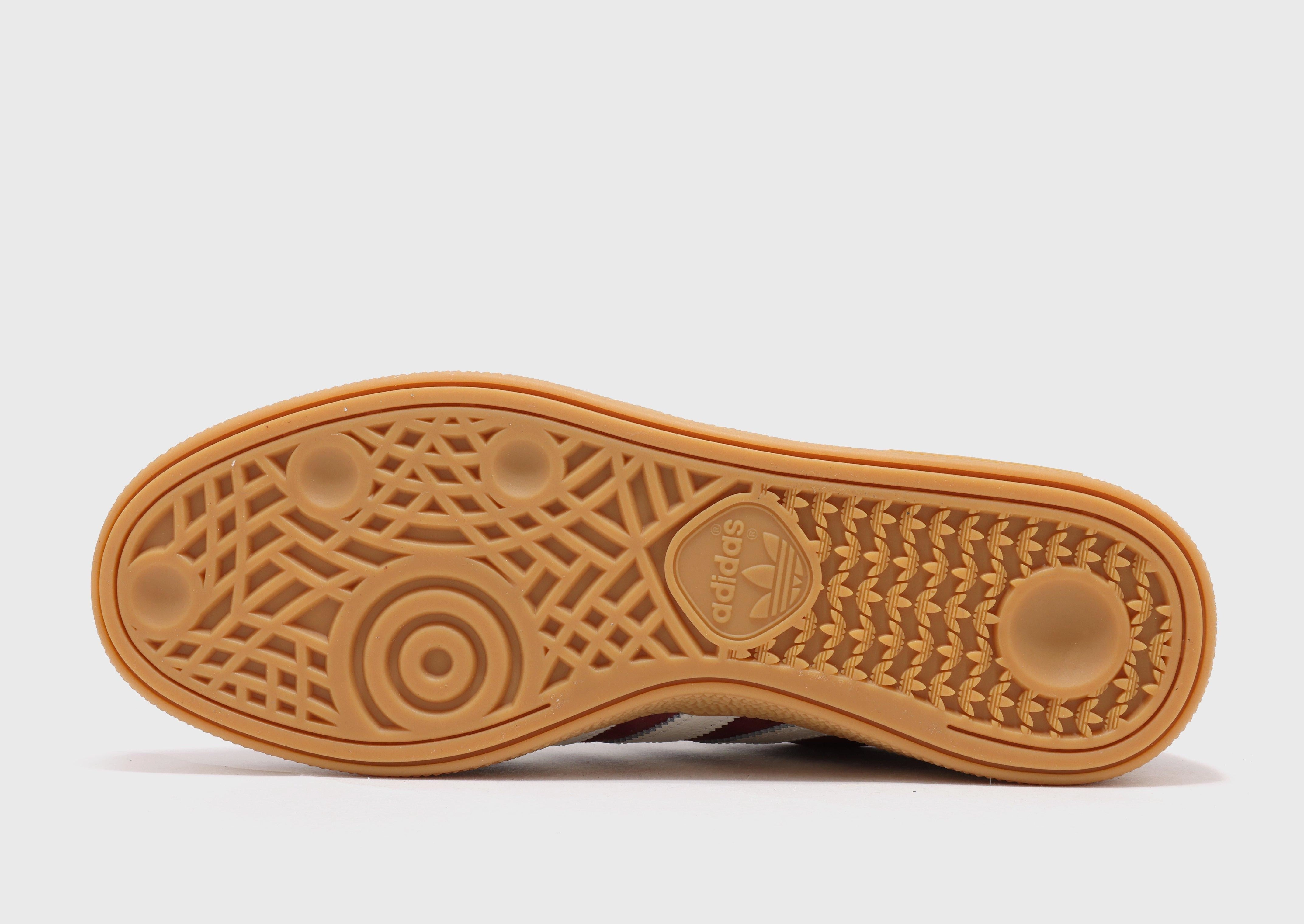 Downtown Vibe, All-Day Movement, Everyday Armor, Sleek Presence, Calm In Motion, Urban Layering, Rhythmic Comfort