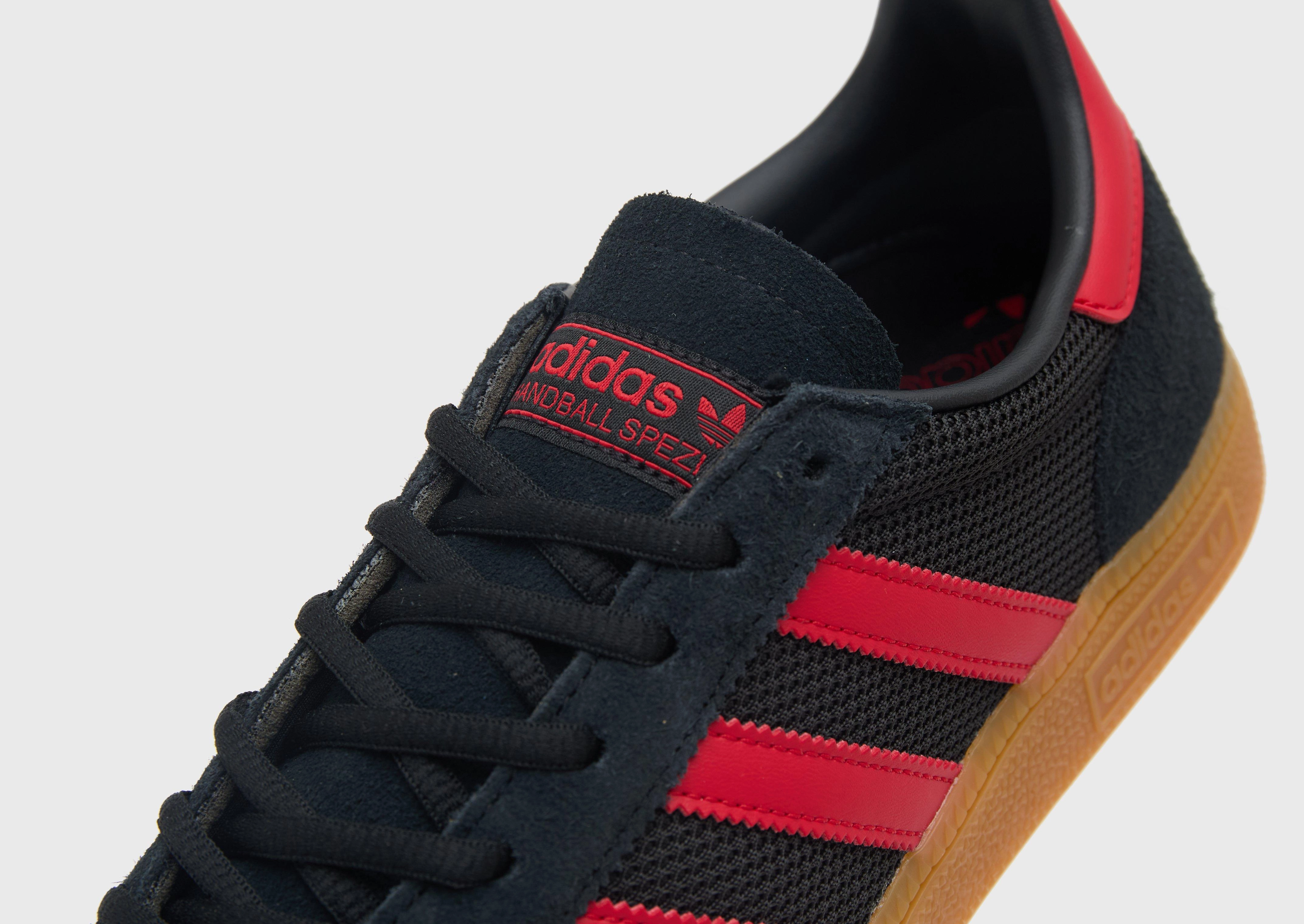 Modern Build, Motion-Wear Daily, Your Move Gear, Movement-Inspired, Comfort-Driven, Fluid Profile, Bold In Simplicity