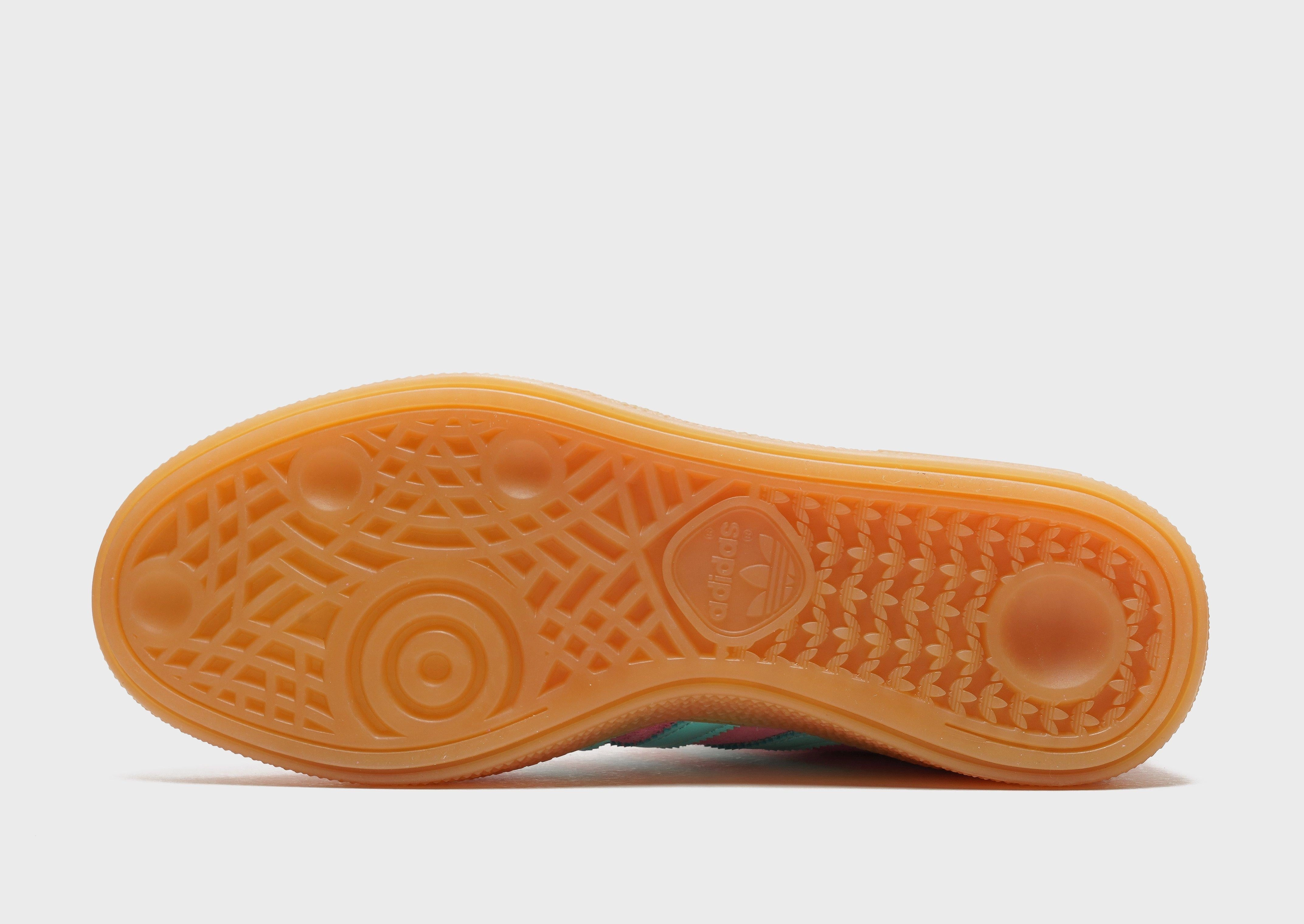 Fluid-Form Design, Fluid Profile, Future Layers, Move-Ready Looks, Your Livewear