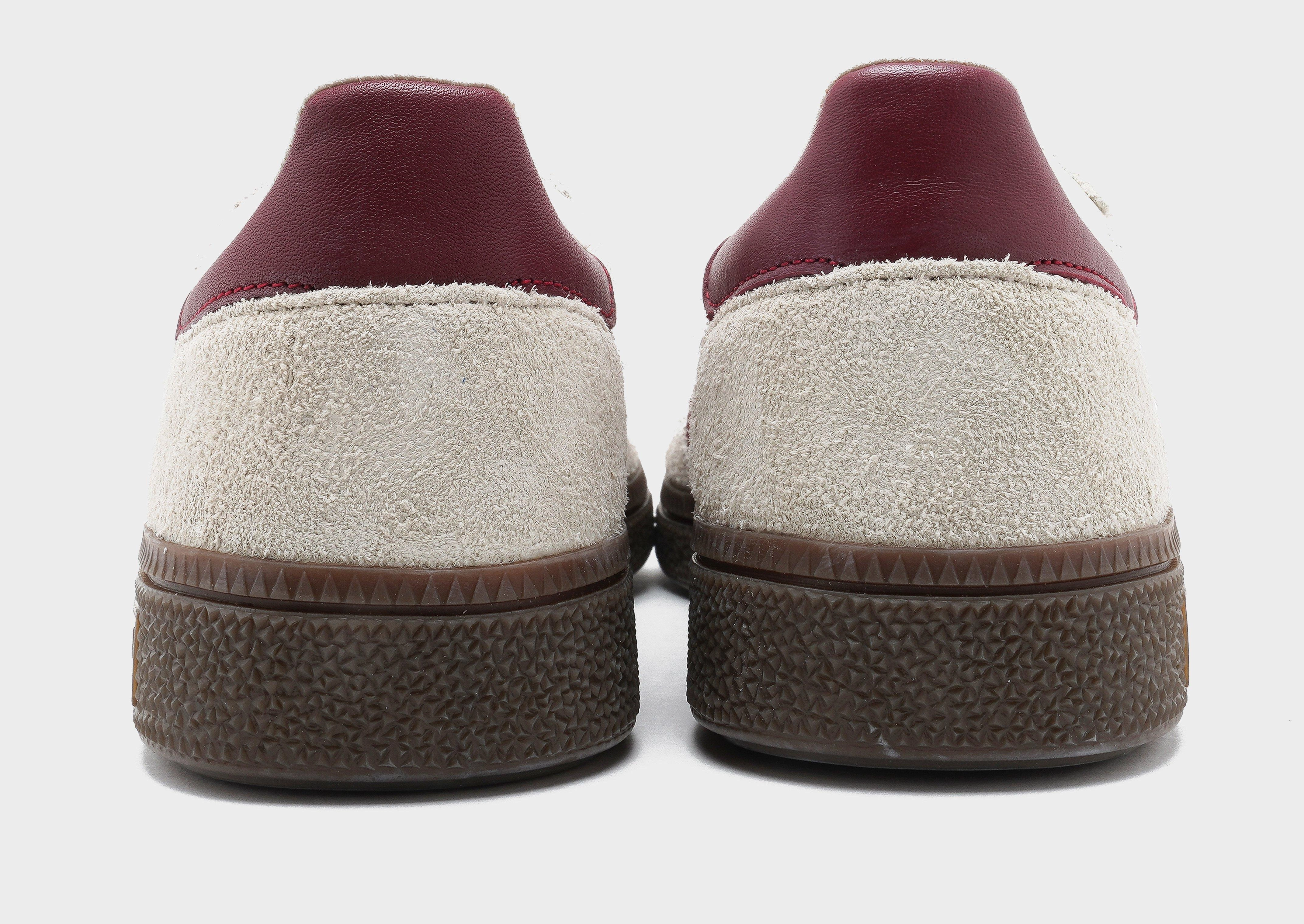 Refined Moves, Ease In Design, Subtle Signature, Comfort-Driven, Minimal Details
