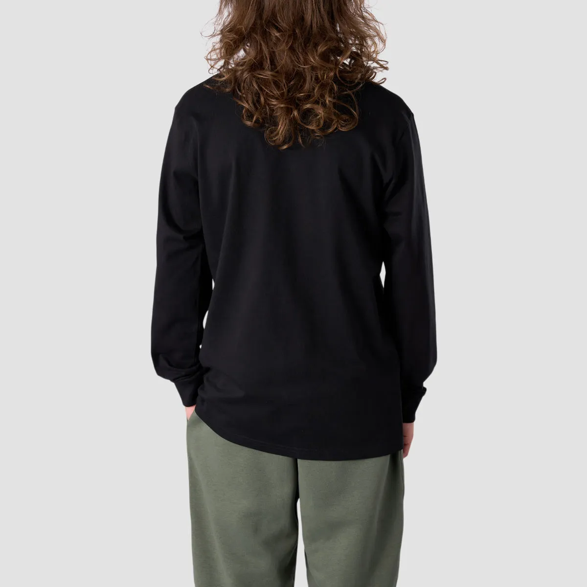 Everyday Outlook, Clean Profile, Form-Light Fit, Journey Wear, Ease In Design