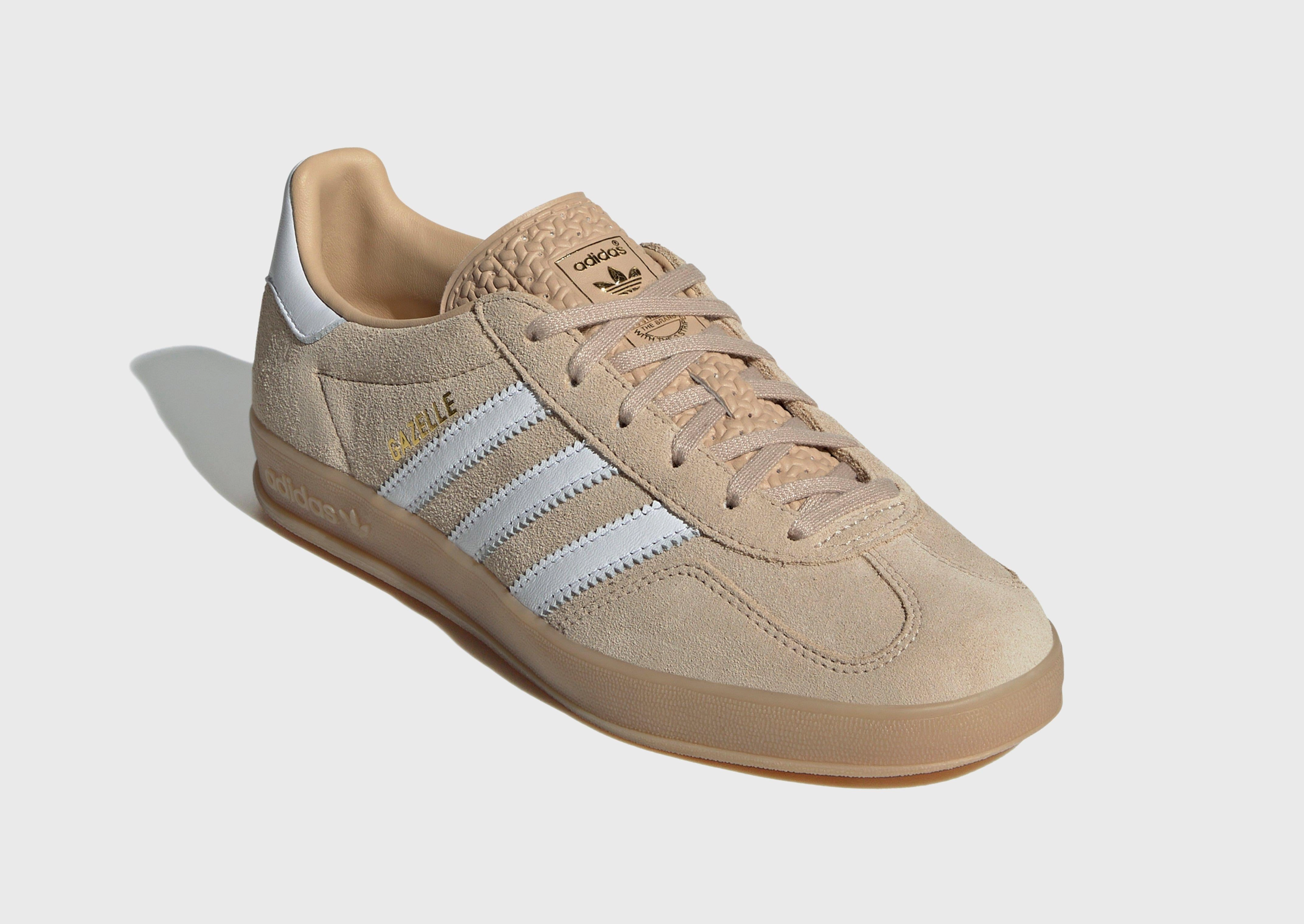 Motion-Driven, Shaped For Flow, Designed For Days, Ease-Ready, Cool And Essential
