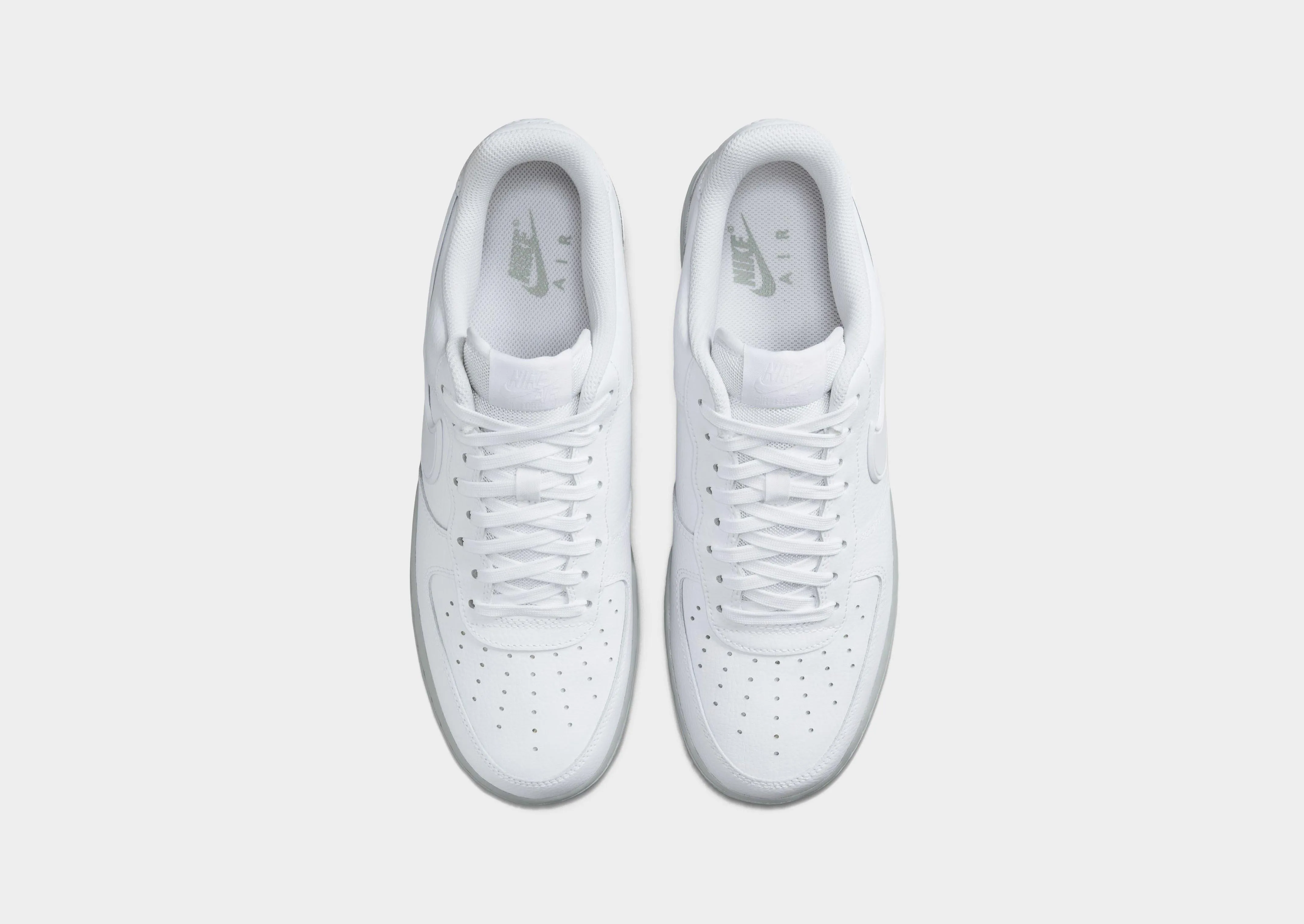 Pulse Of The City, Future-Ready Fit, Lightweight Presence, Relaxed Motion, Calm-Driven Fit