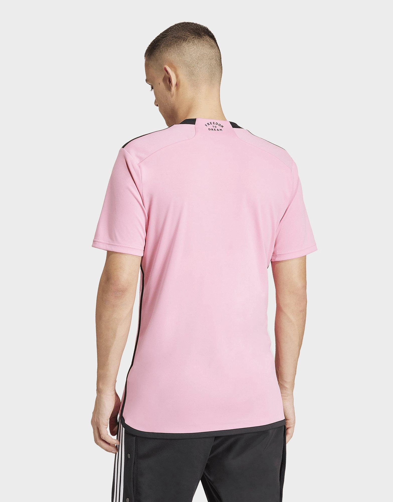 Layer Mindset, Modern Motion, Modular Uniform, Dynamic Looks, Layer Your World, Anytime Fit, All-Day Movement
