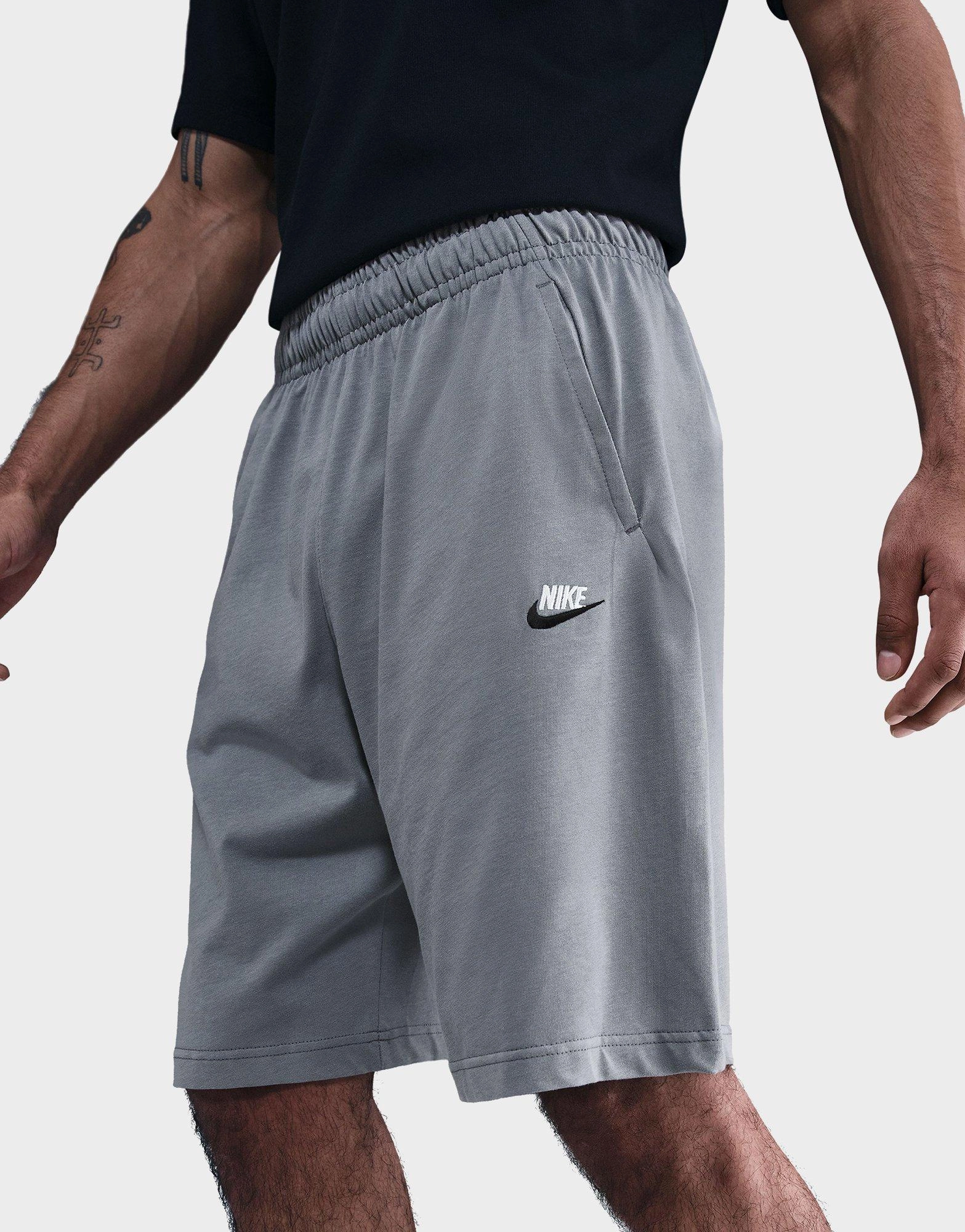 Versatile Mood, Responsive Fit, Bold Form, Essential Drop, Pure Lines, Day-Built, Integrated Lifestyle