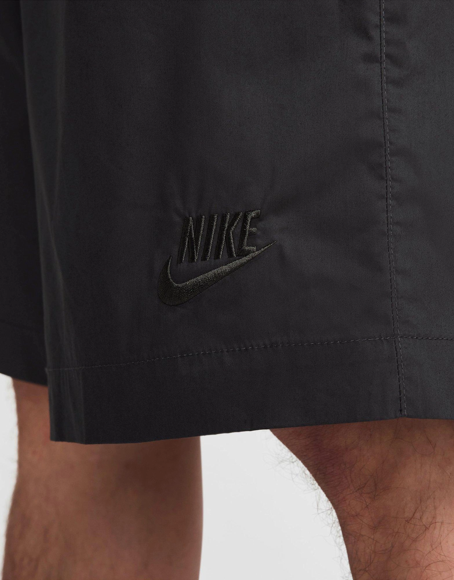 Versatile Layers, Adaptive Gear, Cool And Essential, Everyday Outlook, Style That Adapts, Made For Days, City-Form, Shift-Mode
