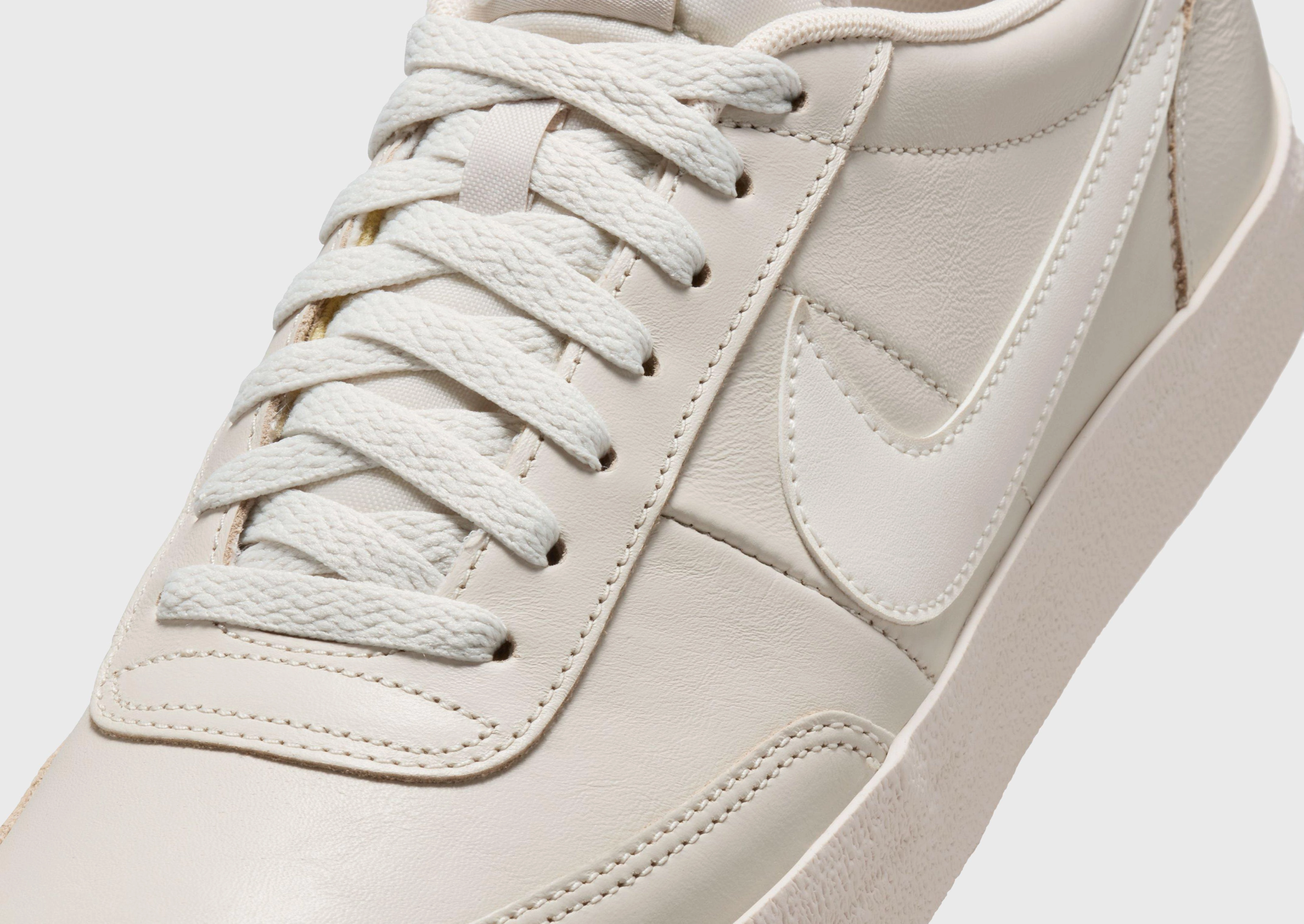Quiet Strength, Effortless Utility, Everyday Uniform, Sleek Citywear, Lightweight Living, Design-First, Refined To Go