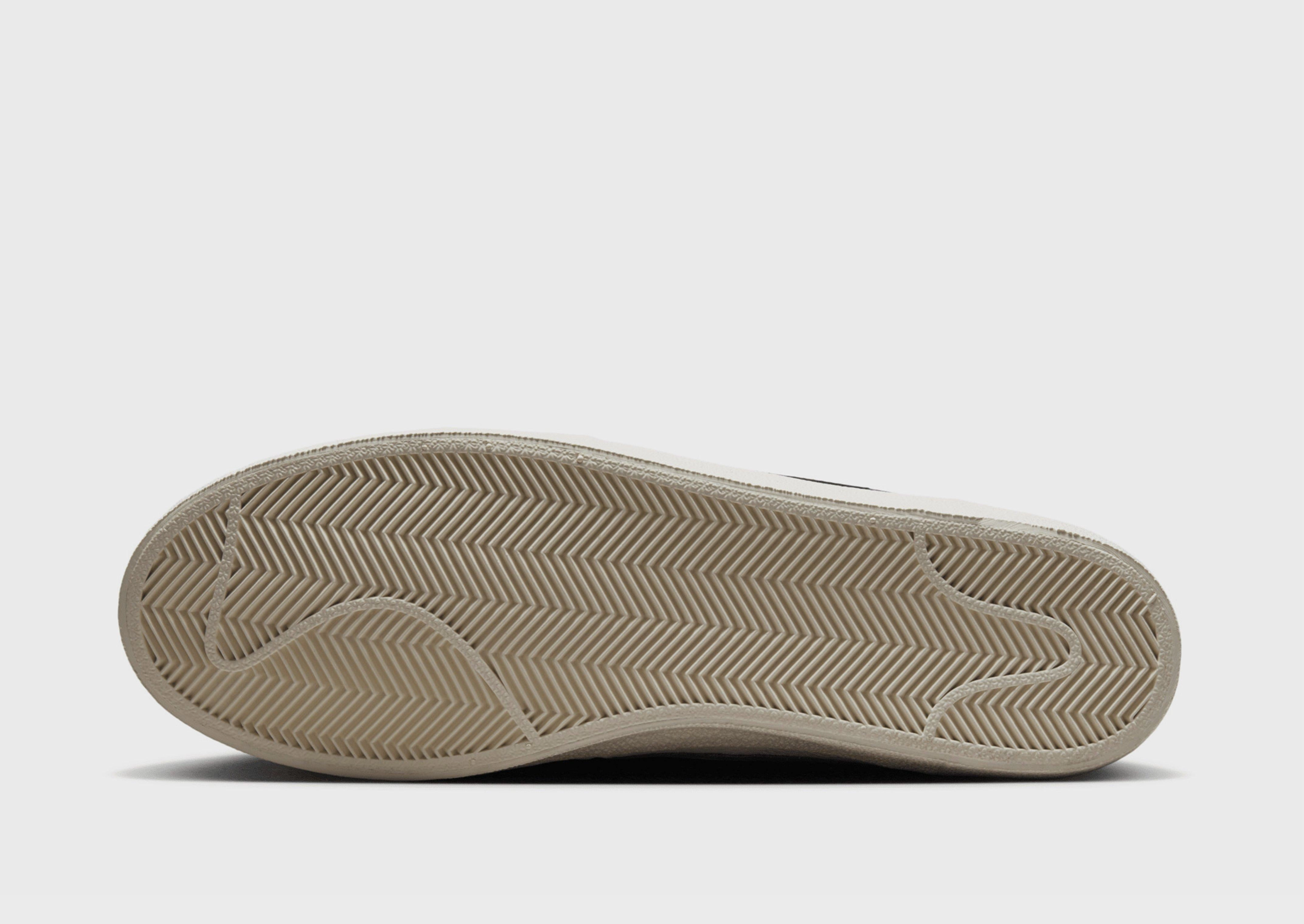 Structured Freedom, Universal Outfit, Less Is Bold, Fit To Adapt, Make It Flow, Cool Utility, Ready To Flex, Layer-Easy