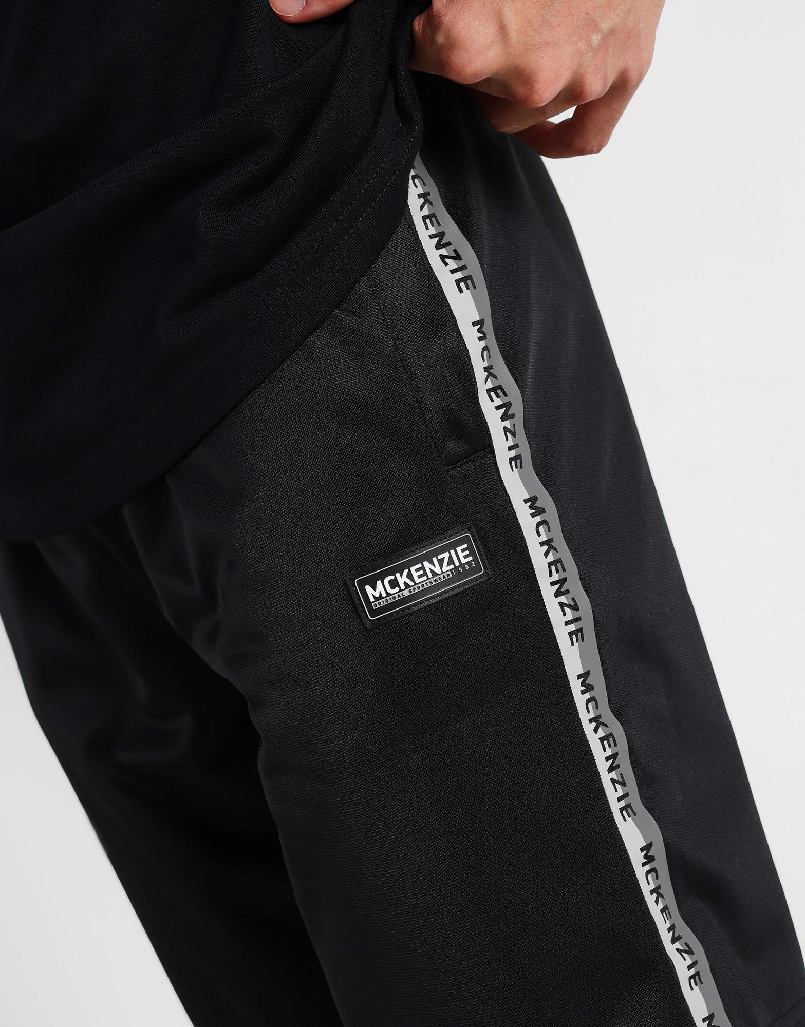 Everyday Dynamism, Function With Style, Engineered Comfort, Function   Feel, Optimized Rhythm, Lifestyle Built, Essential Rhythm, Precision Layers