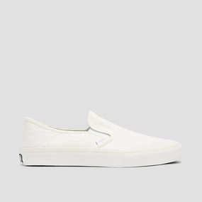 Layer-Easy, Crafted To Move, Bold Minimal, Core To Explore, Forward-Looking Fit
