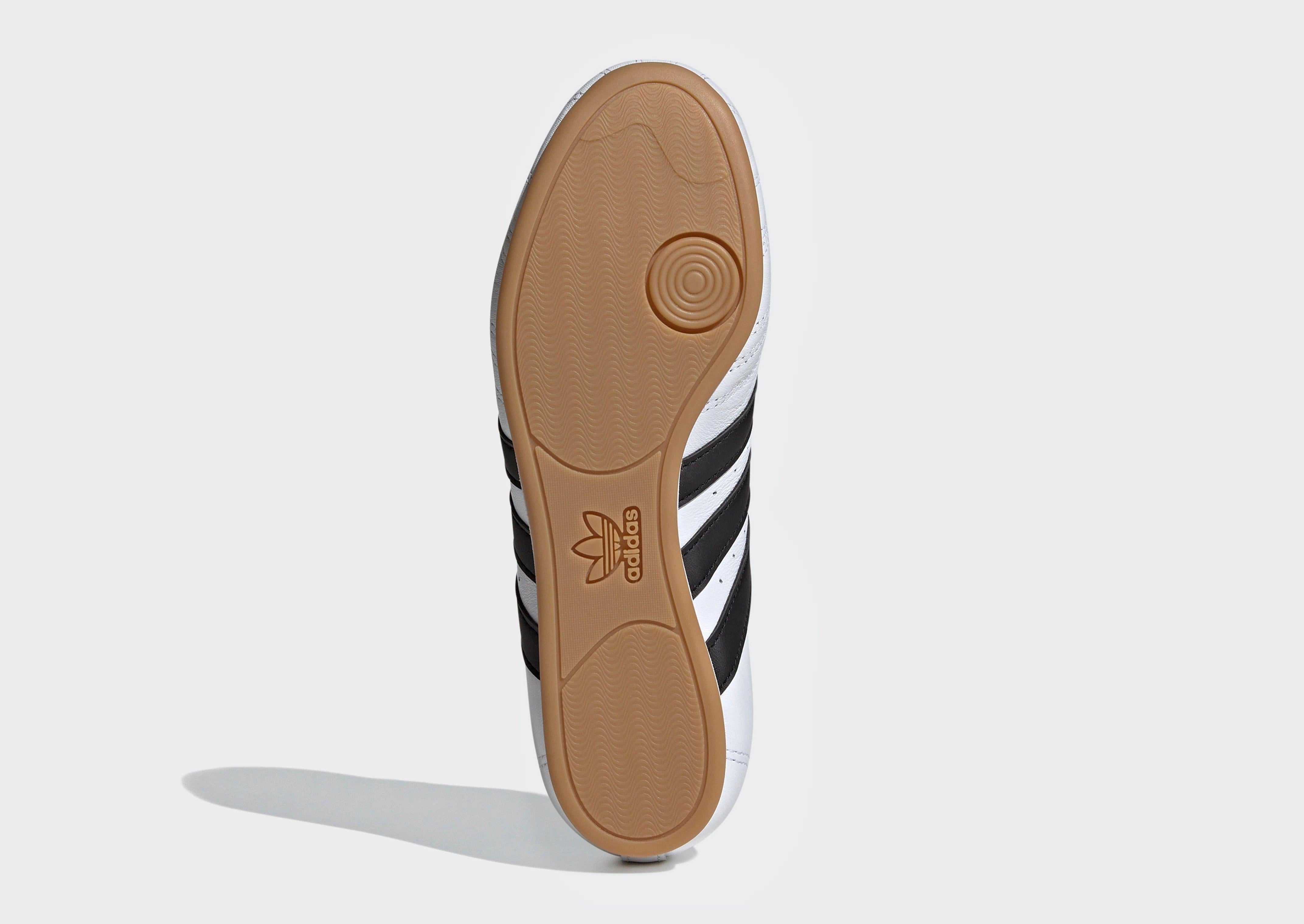 Elevated Motion, Minimal Gear, Essence Of Movement, Multi-Use Gear, Edge And Ease