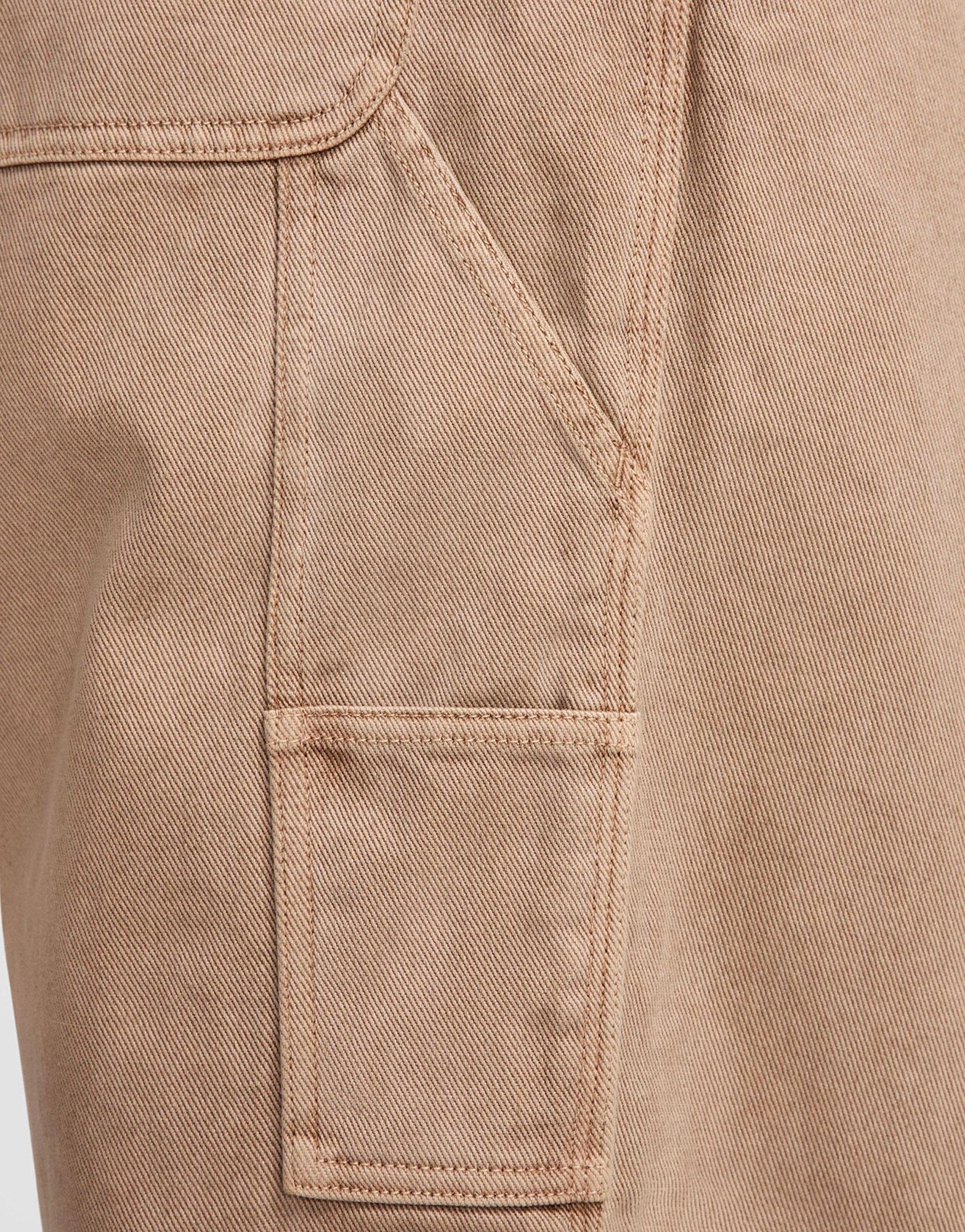 Active Core, Precision Lifestyle, All-Weather Vibe, Dayflow Gear, Layer Mindset, Flow-Forward Gear, Clean Aesthetic
