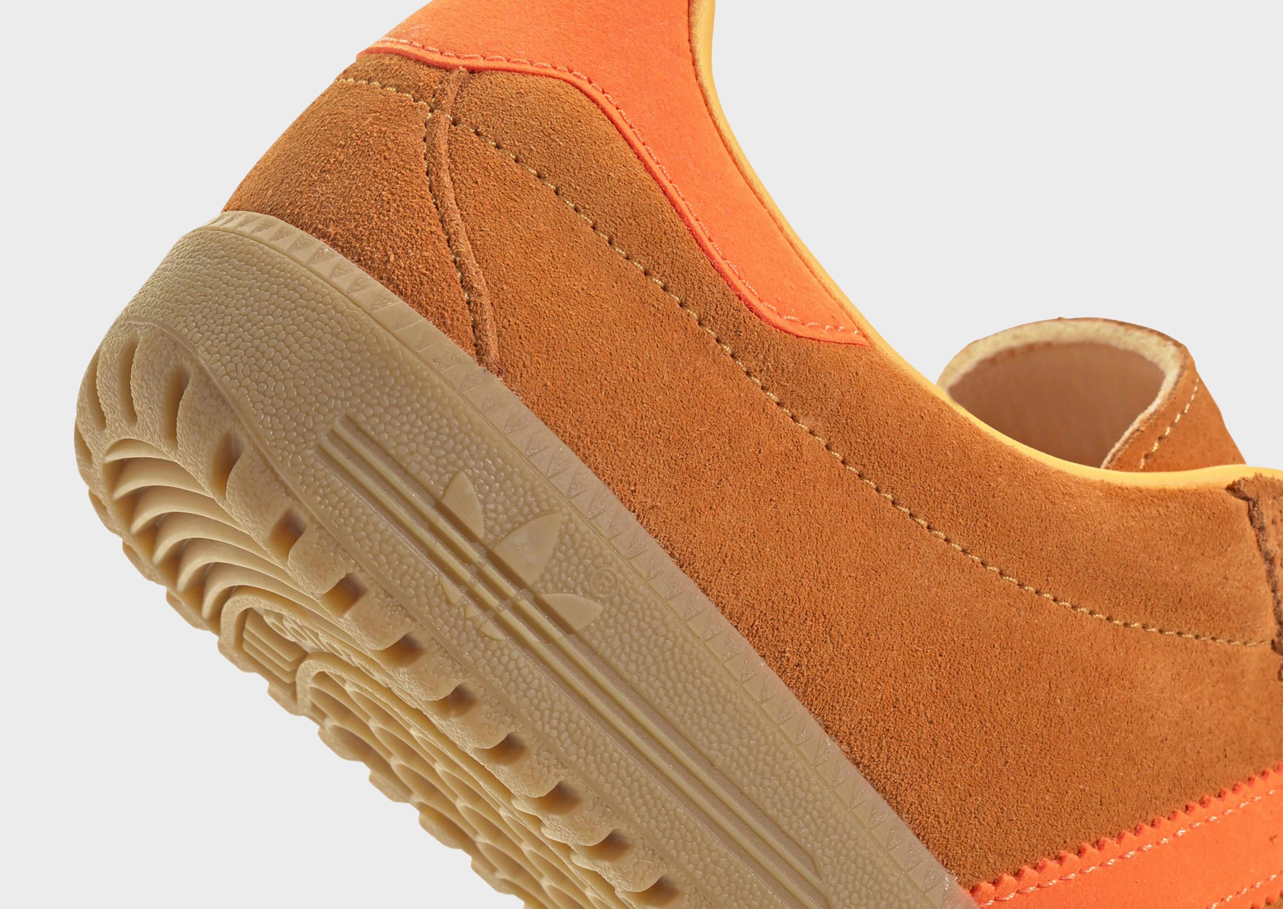 Street-Ready, Expressive Minimal, Active Ease, Cool Rhythm, Go-Mode Fit