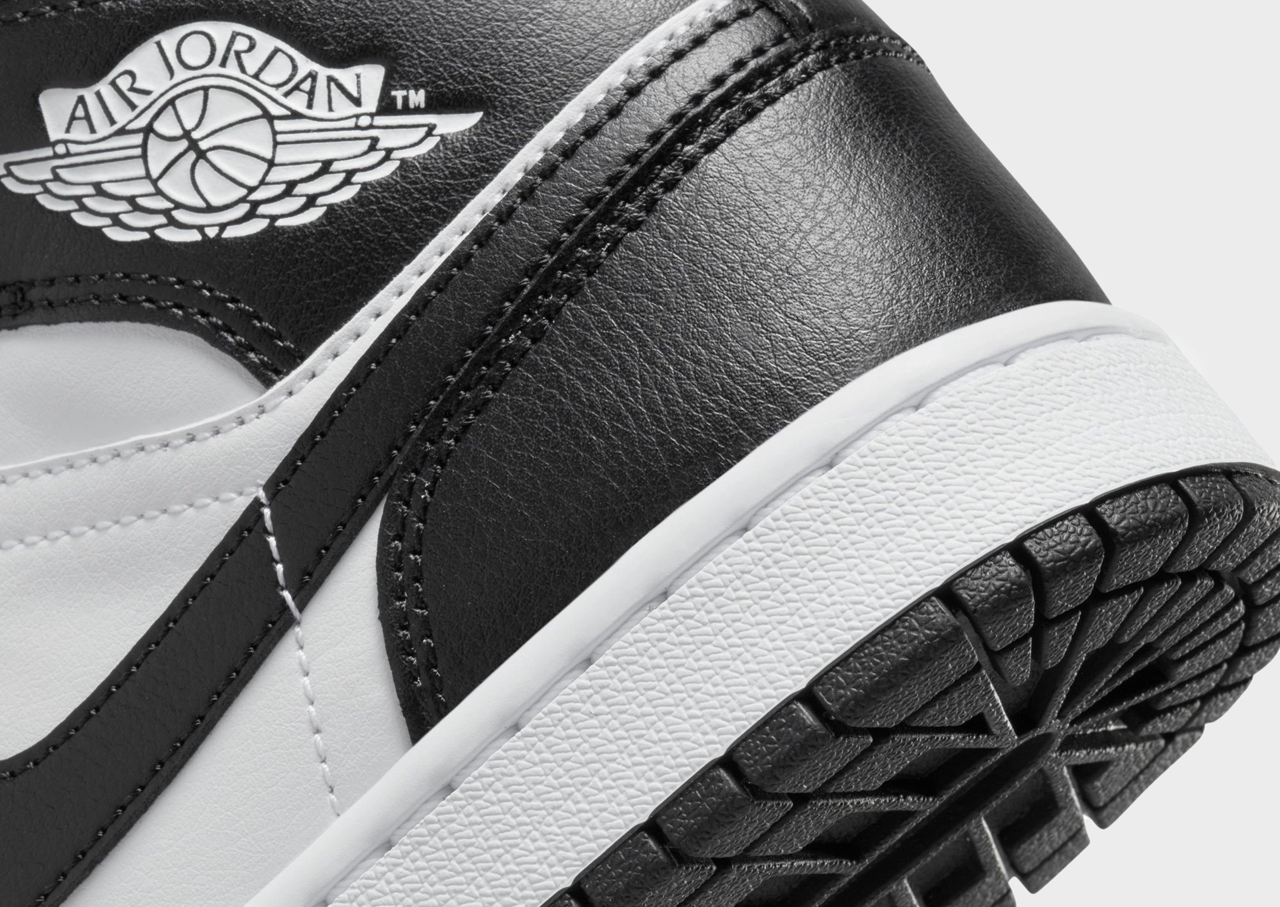 Pure Function, Future Classic, Smooth Fit, Urban Inspired, Move And Live, Motion-Elevated, Life, Reimagined