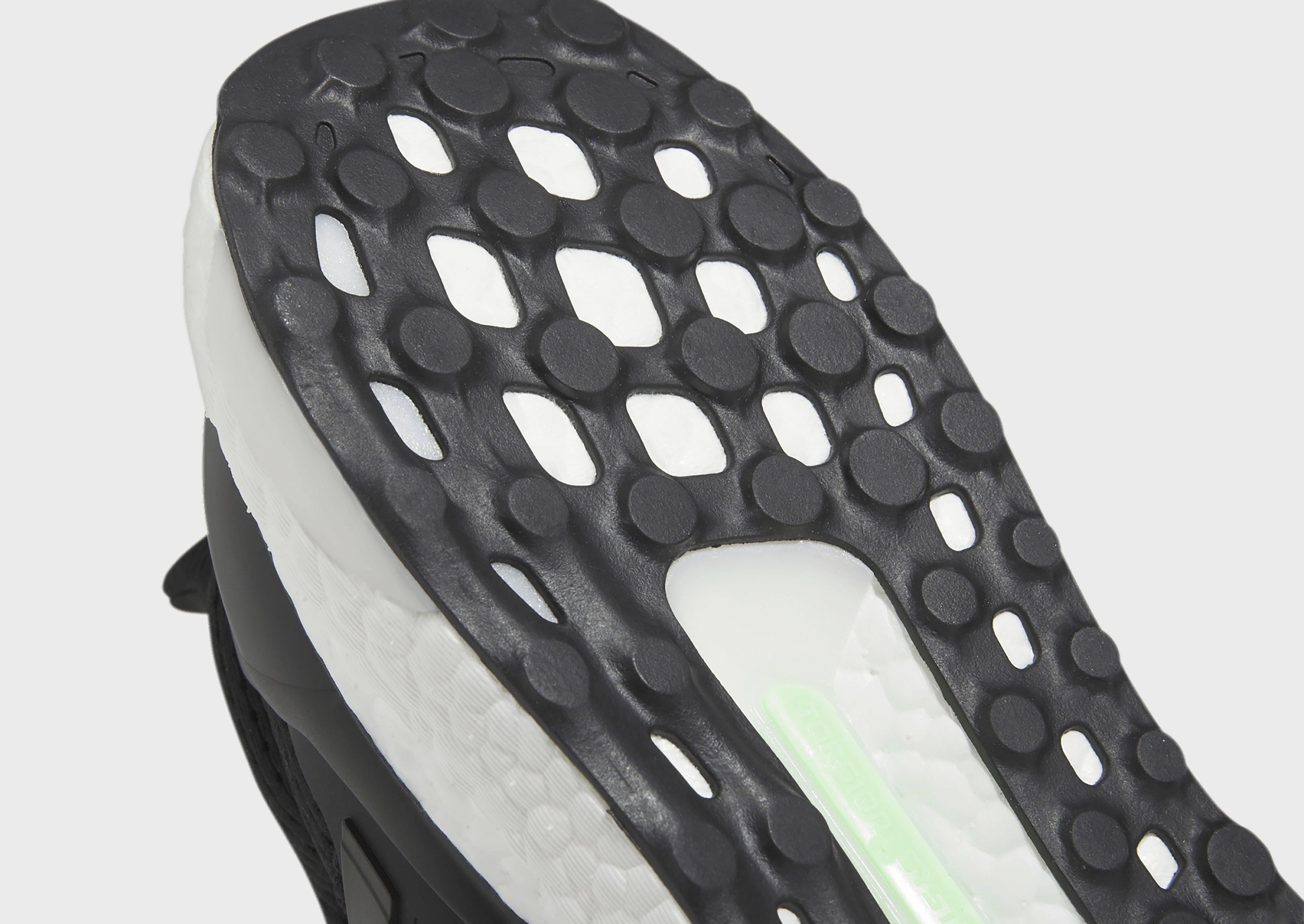 Refined Looks, Form And Motion, Streamlined Life, Layer Logic, Movement Architecture, Fluid-Form Design, Simple Uniform