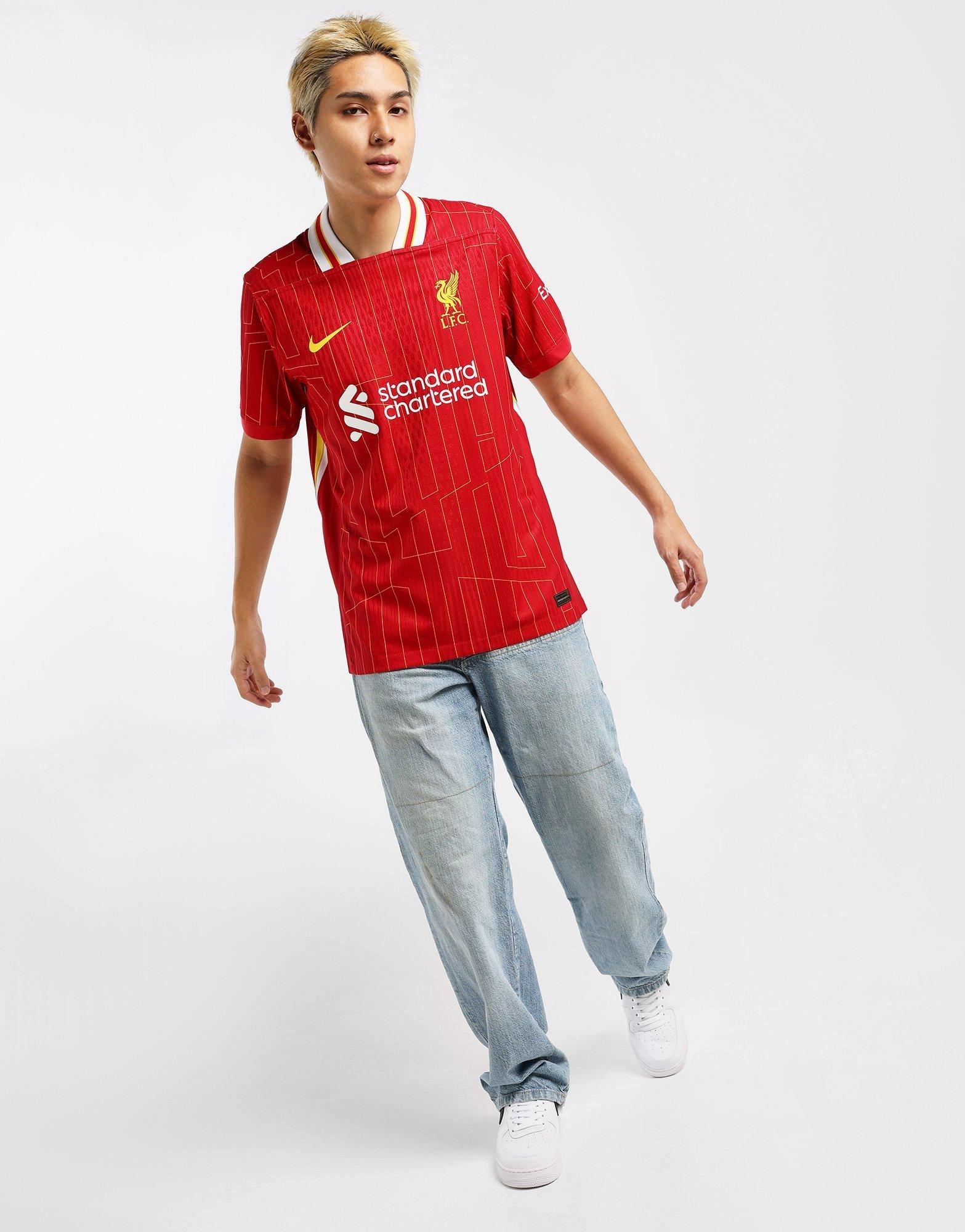 Effortless Fit, Refined Structure, Refined Fit Gear, Cool And Clean, Rhythm Of Life, Adaptable Pieces, City-Proof