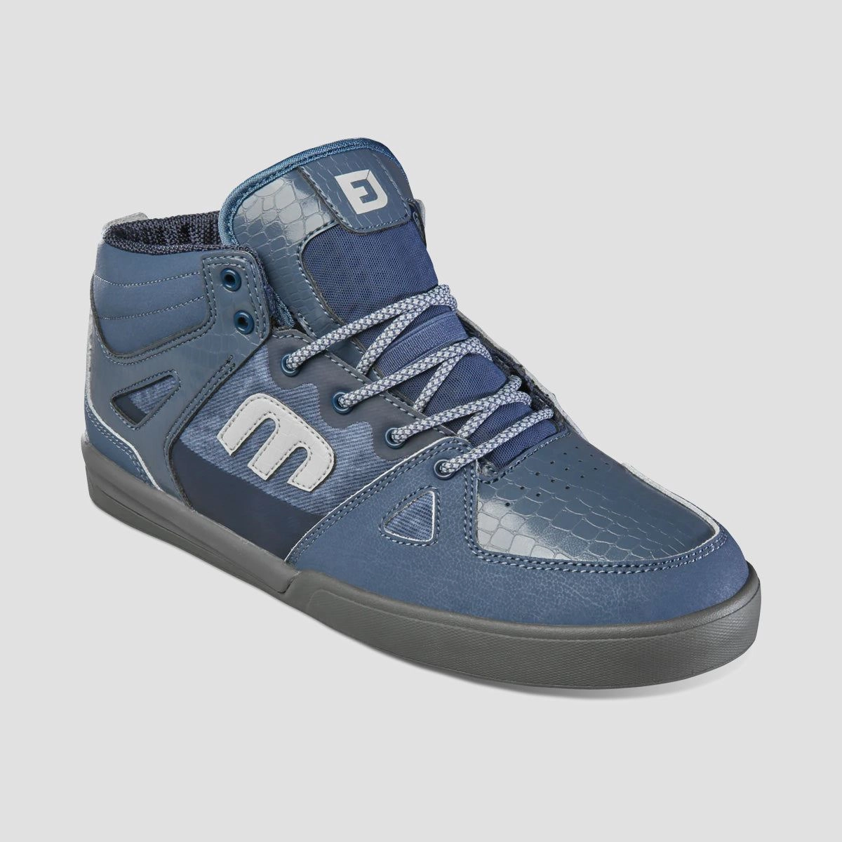 Engineered For Flow, Your Daily Vibe, Flow-Wear Future, Clean-Forward, Sleek Citywear, Movement Ready