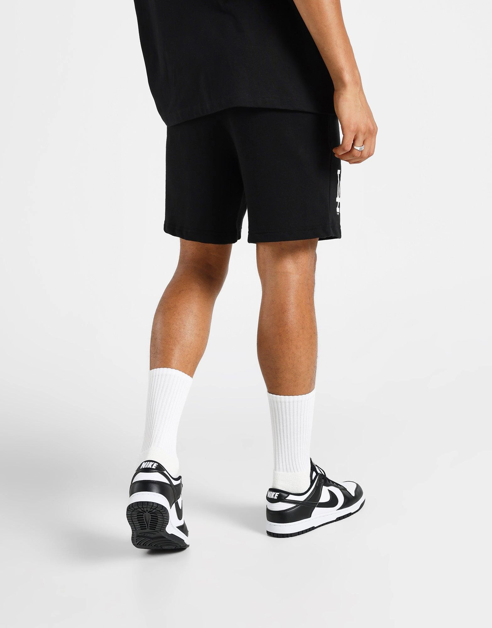Functional Calm, Forward Pulse, Smart Casual, All-Weather Vibe, Tech-Forward Fit, Flow With Confidence, Flow-Forward, Street Motion