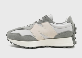 Edge And Ease, Live Lightwear, Constant Comfort, Street Form, Minimal Design, Move Clean, Daily Essentials, Adapt-Fit Gear