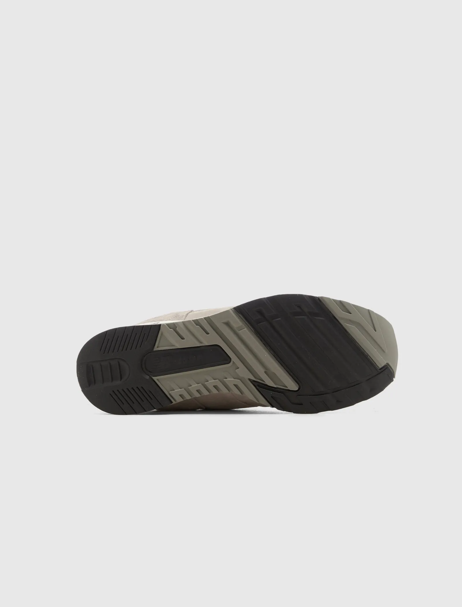 MADE IN UK 1500 SERIES "GREY" Clothing	NEW BALANCE