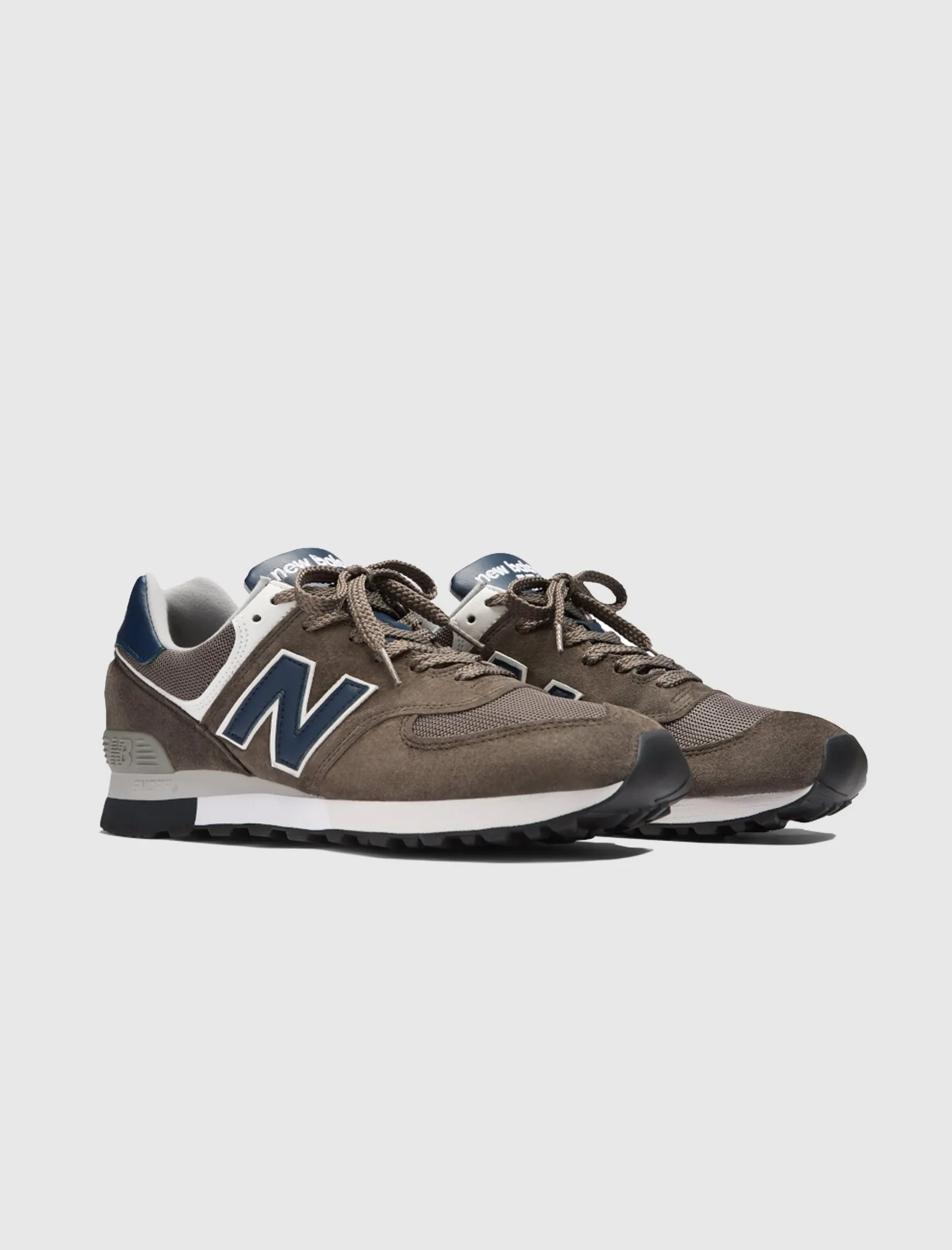 MADE IN UK 576 "MOREL" Clothing	NEW BALANCE