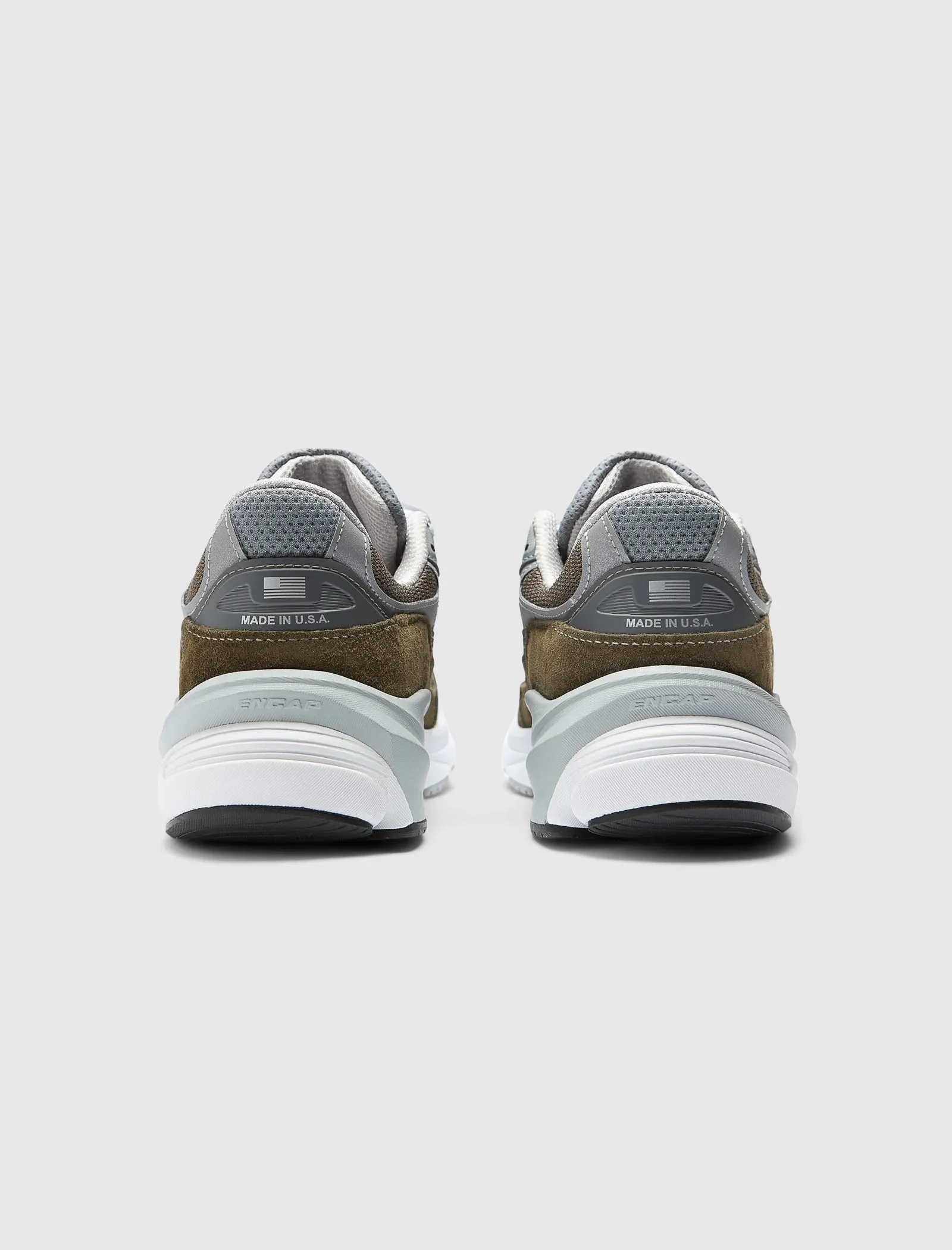 MADE IN USA 990 V6 "OLIVE" Clothing	NEW BALANCE