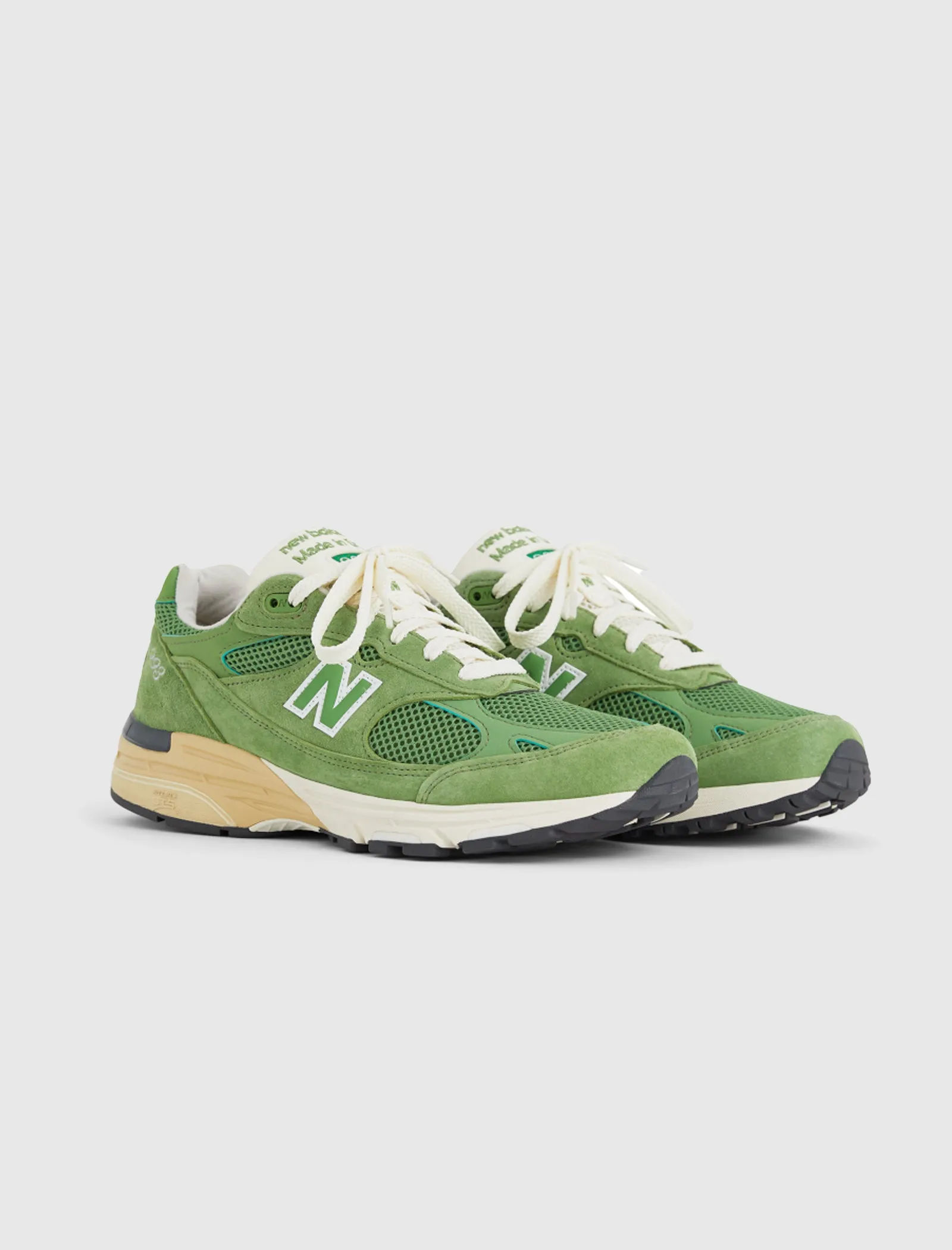 MADE IN USA 993 "CHIVE" Clothing	NEW BALANCE