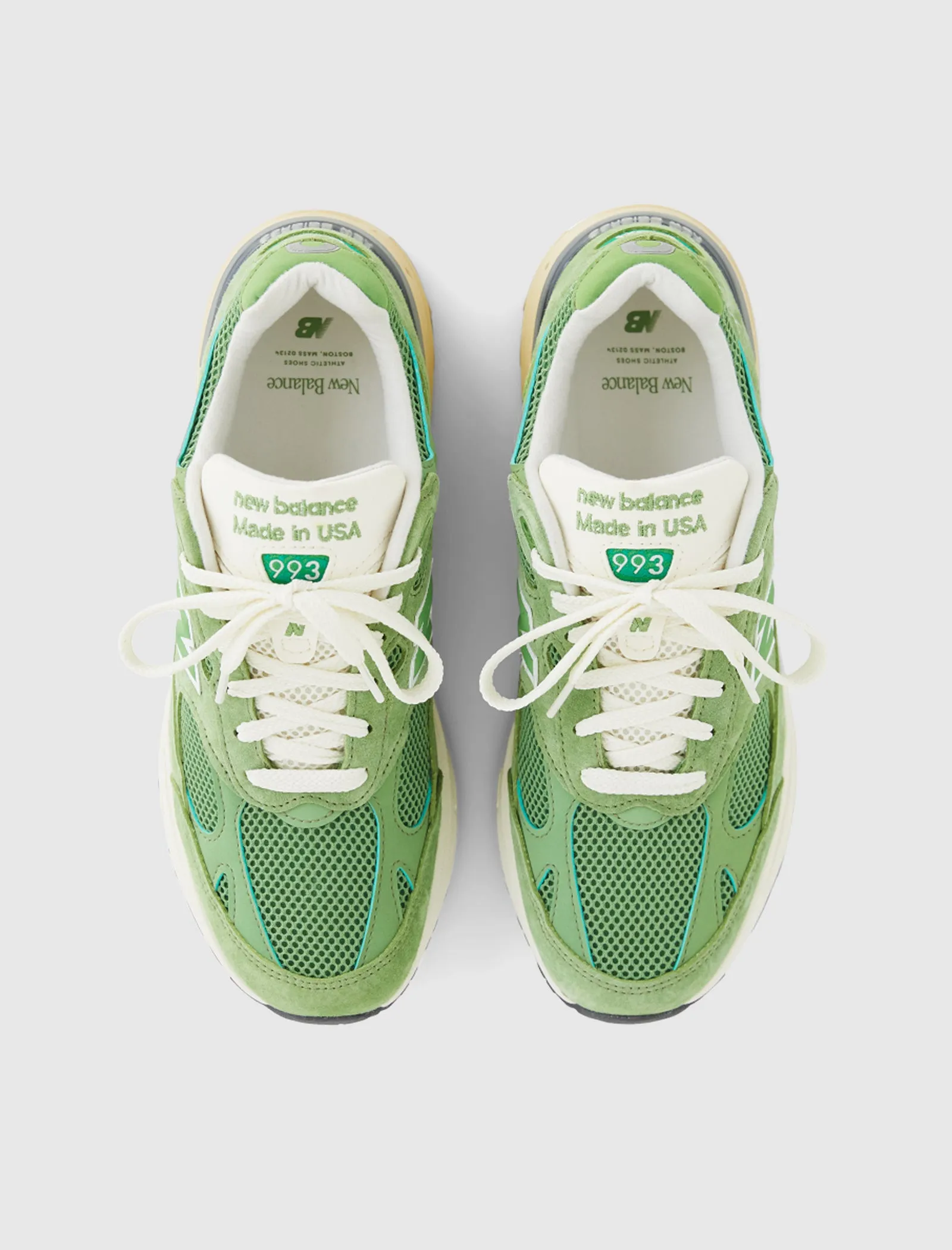 MADE IN USA 993 "CHIVE" Clothing	NEW BALANCE