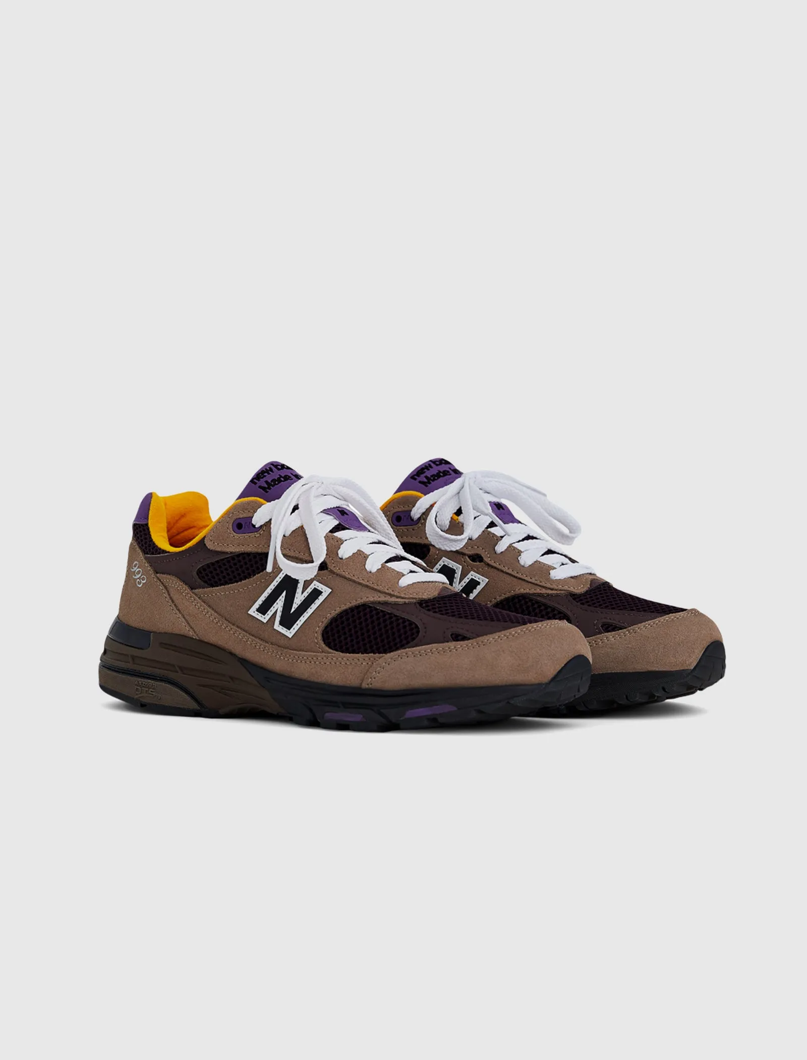 MADE IN USA 993 "MUSHROOM" Clothing	NEW BALANCE