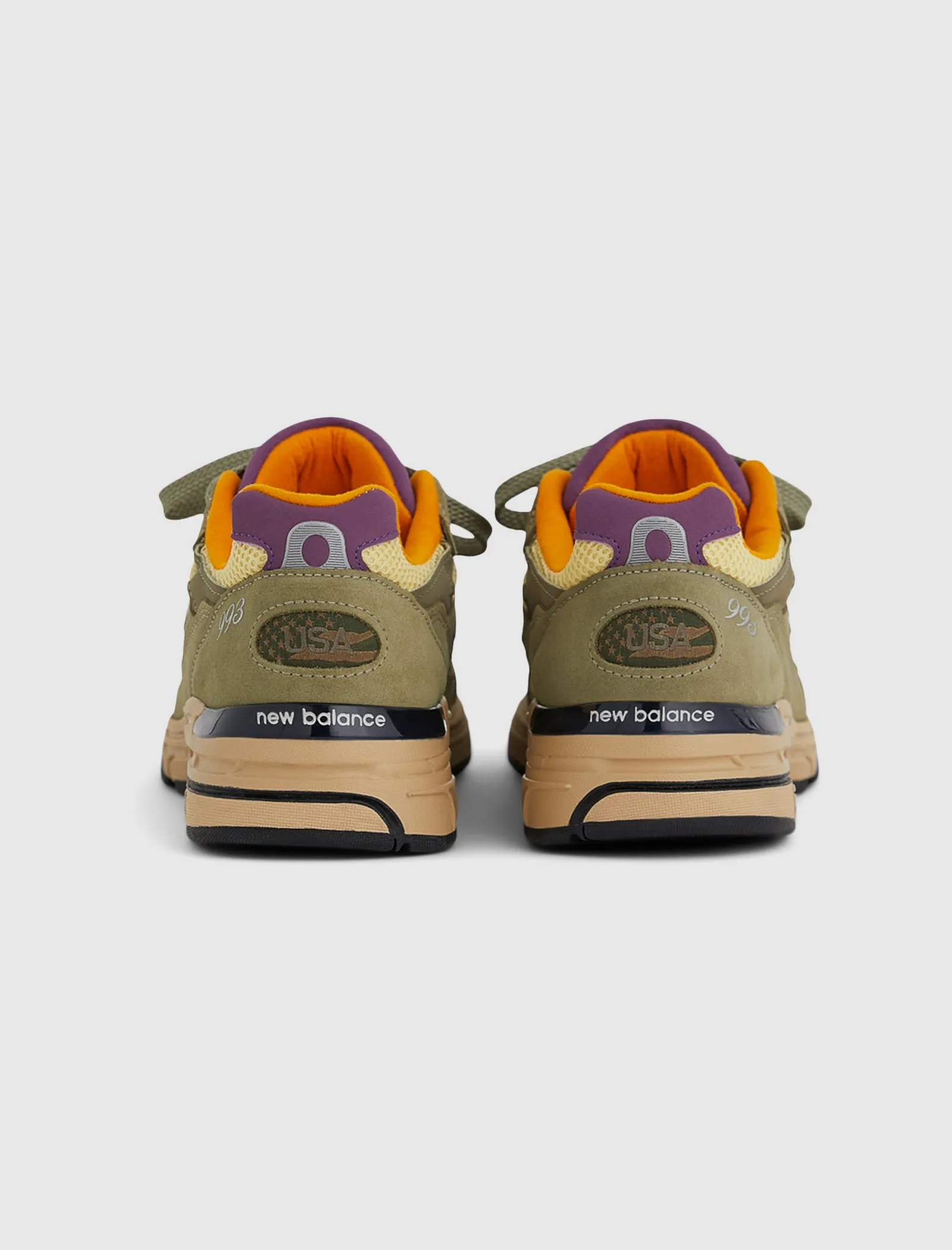 MADE IN USA 993 "OLIVE" Clothing	NEW BALANCE