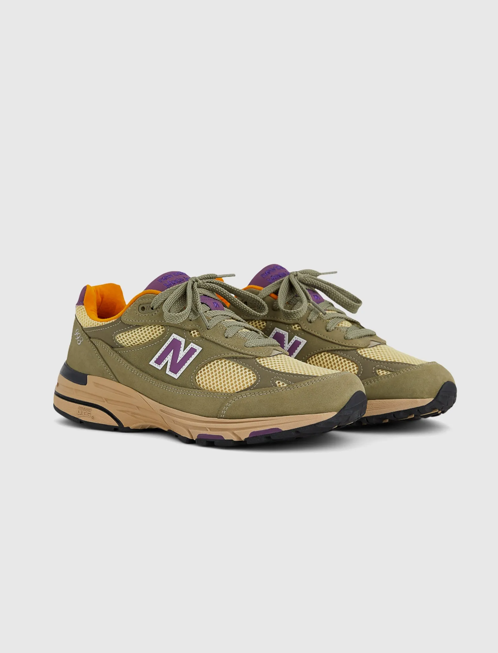 MADE IN USA 993 "OLIVE" Clothing	NEW BALANCE