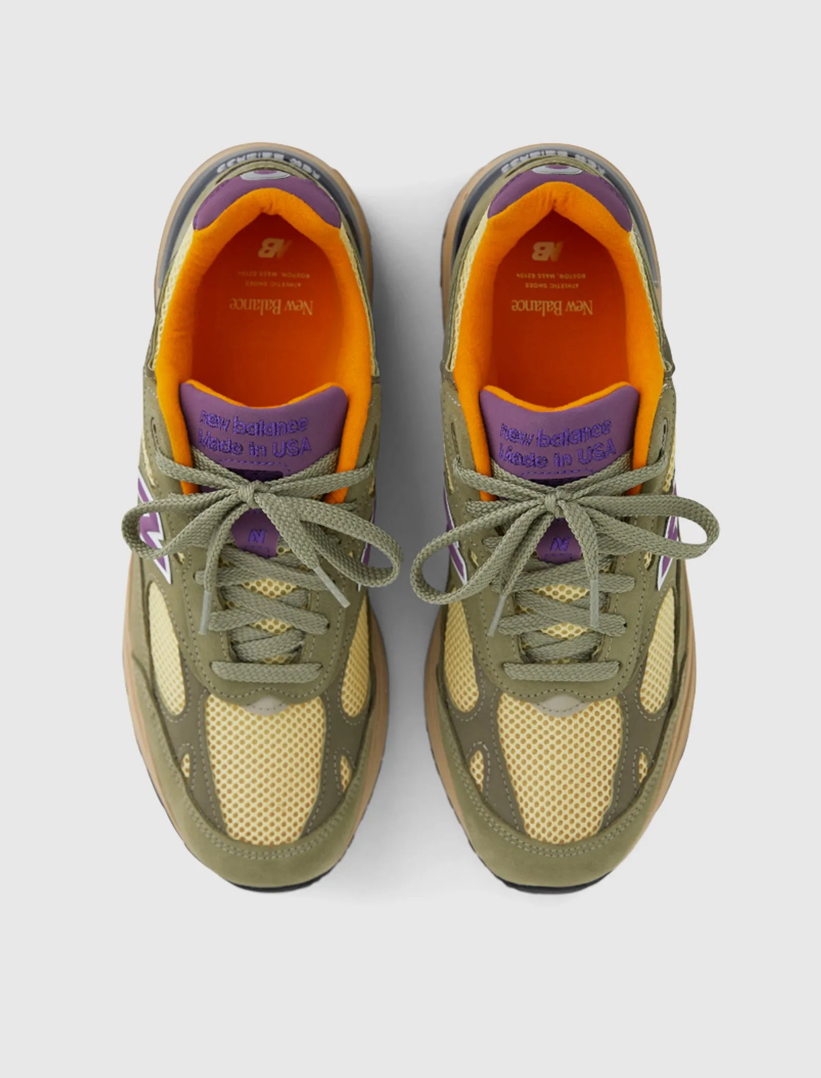 MADE IN USA 993 "OLIVE" Clothing	NEW BALANCE