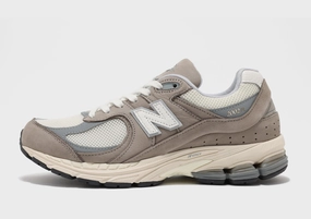 Pure Motion, Adapt And Go, Crafted Clarity, Everyday Sleek, Refined Edge, Clarity In Motion, Timeless Motion, Essential Gear