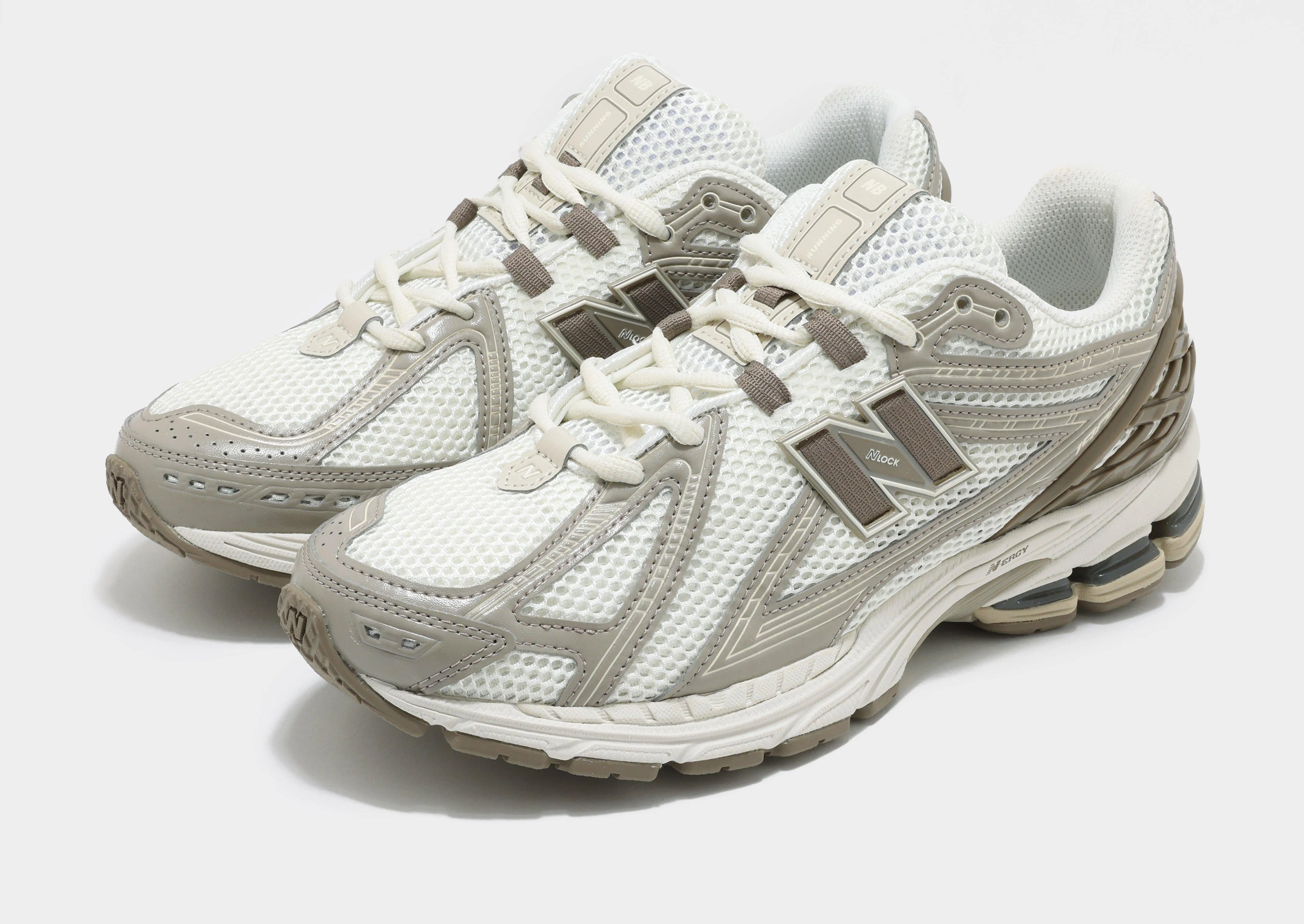 Signature Look, Comfort Zone, Future-Neutral, Design Under Control, Refined Moves, Refined Feel, Urban Transition