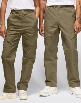 Everyday Ease, Cool Utility, Simple City, Subtle Evolution, Cool Motion, Quiet Impact, Move-Easy Layers, Bold Looks