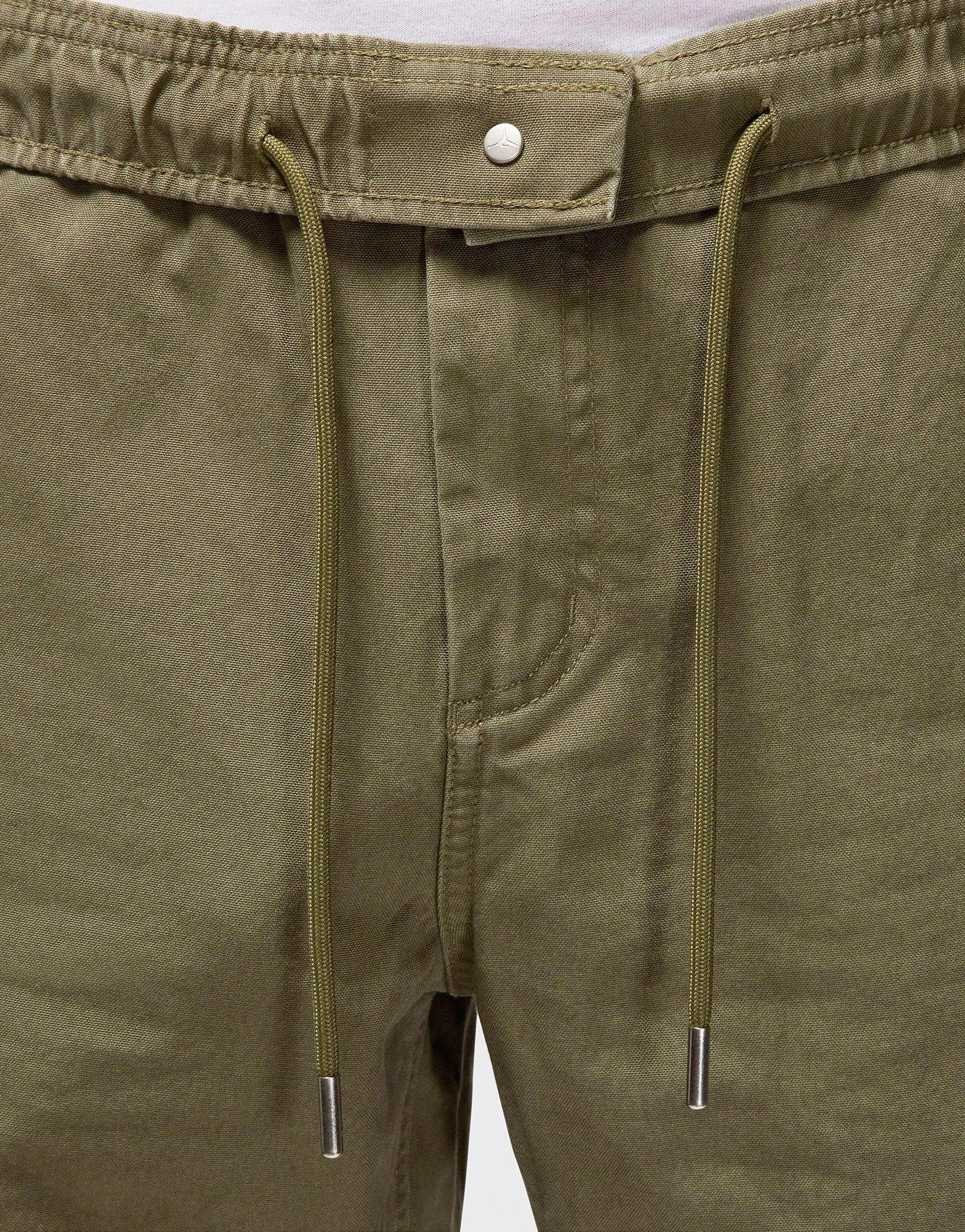 Essential Drop, Layer-Easy, Movement Architecture, Timeless Motionwear, Your Next Layer, Smart Design Gear