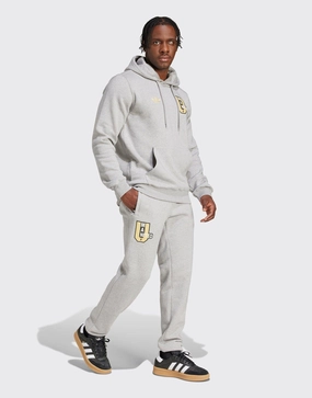 No-Fuss Fit, Soft Structure, Style In Action, Timeless Cool, Made To Perform