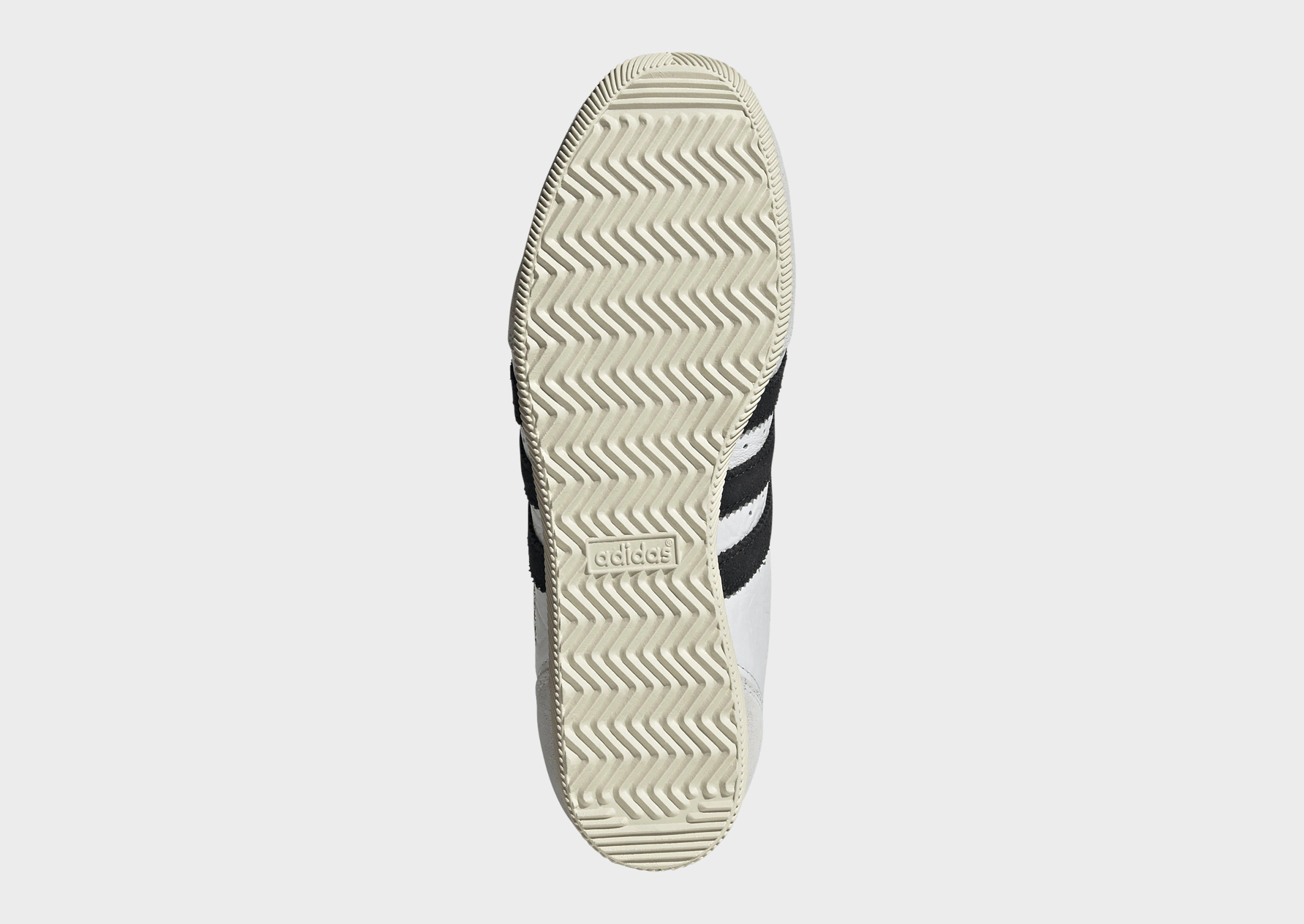 Seasonless Energy, Ready-To-Flow, Move Smarter, Subtle Impact, Live Refined