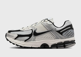 Low-Key Performance, Make It Flow, Lifestyle Architecture, Breathe And Move, Clean-Motion System, Reimagined Comfort, Versatile Build, Confident Comfort