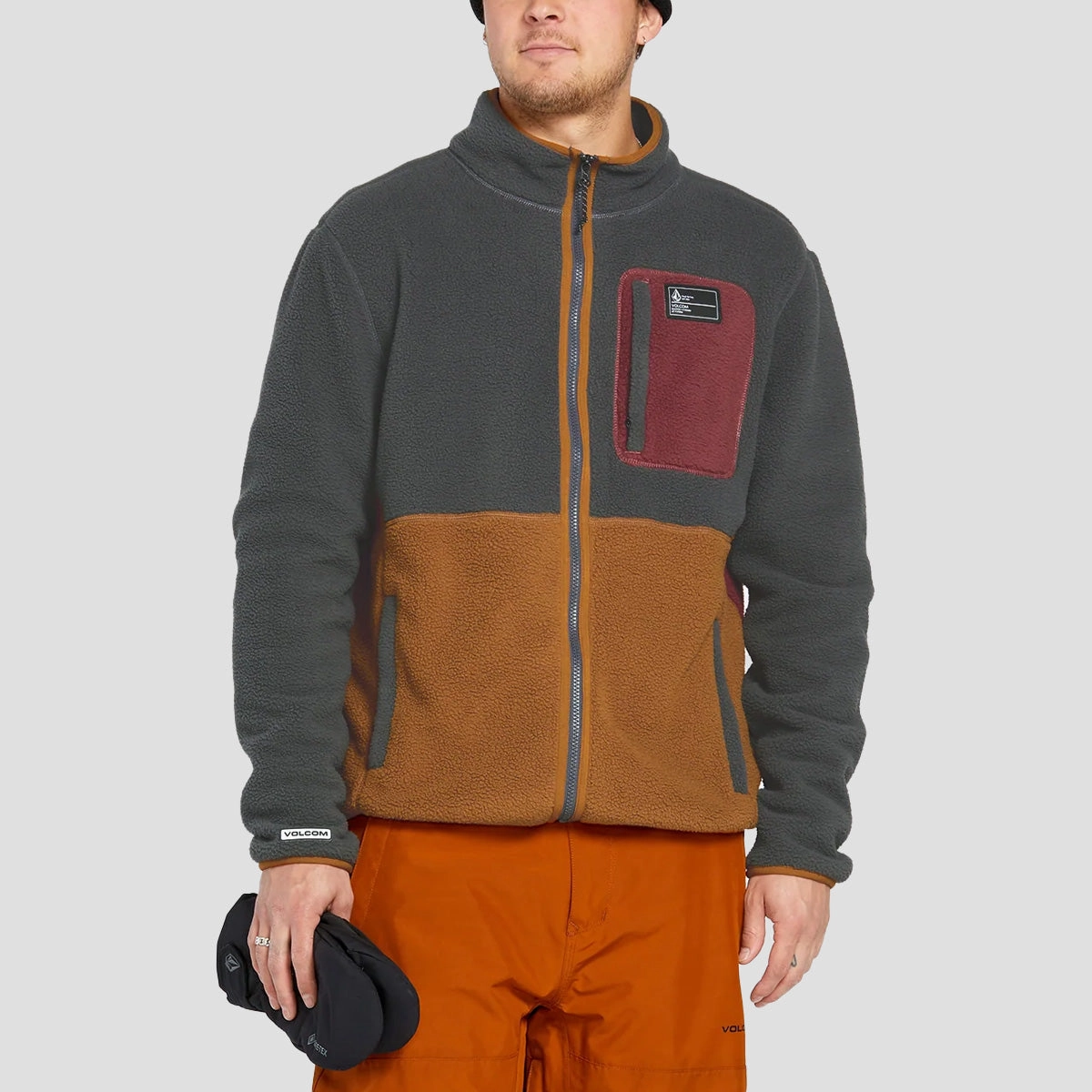 Easy Layering, Active Living, Layered Living, Pure Daywear, New Classics, Calm In Motion, Motion Simplicity, Responsive Design