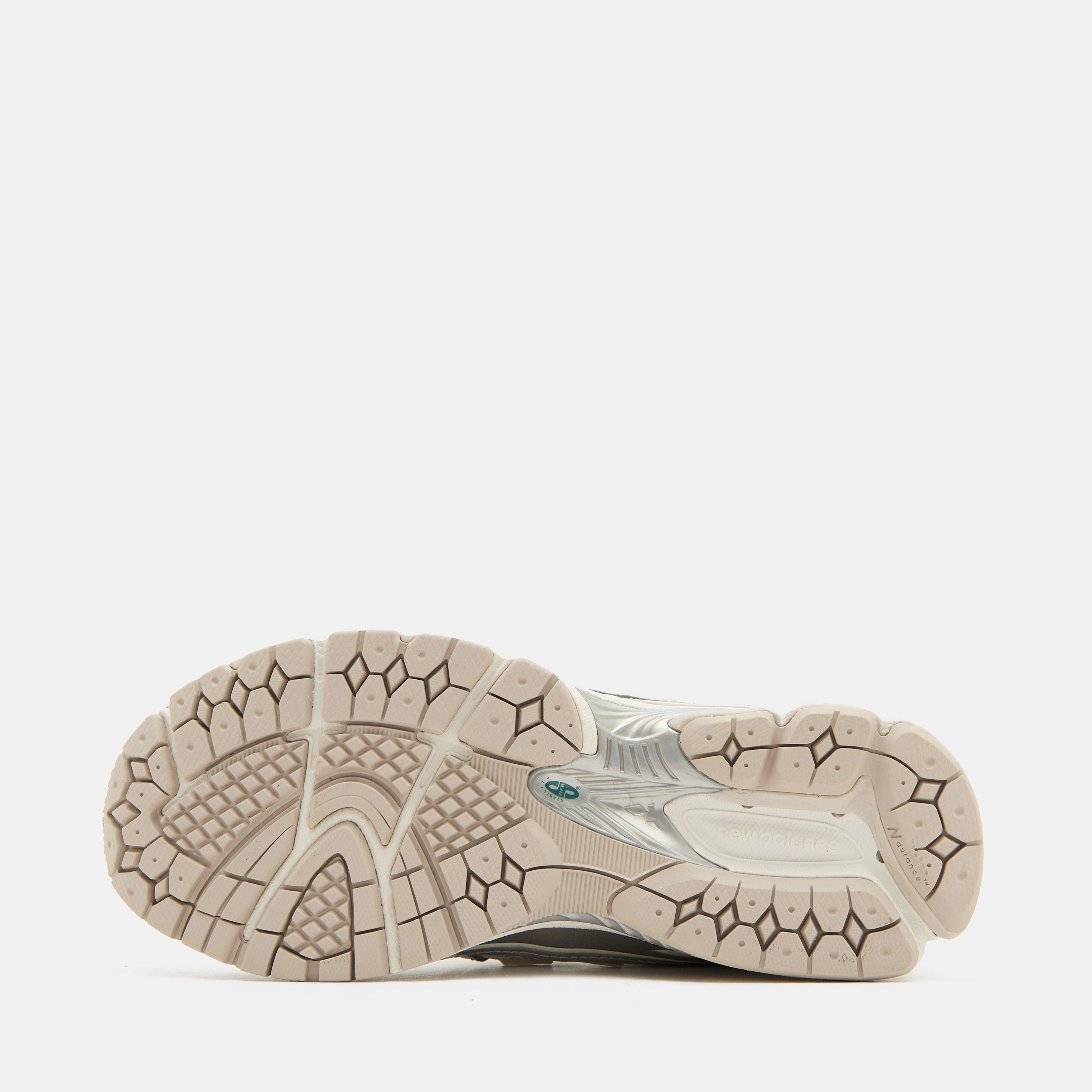 Constant Comfort, Bold Minimal, Easy Motion, Flexible Form, Everyday Comfort, Inspired By Rhythm, City-Flex, Effortless Fit
