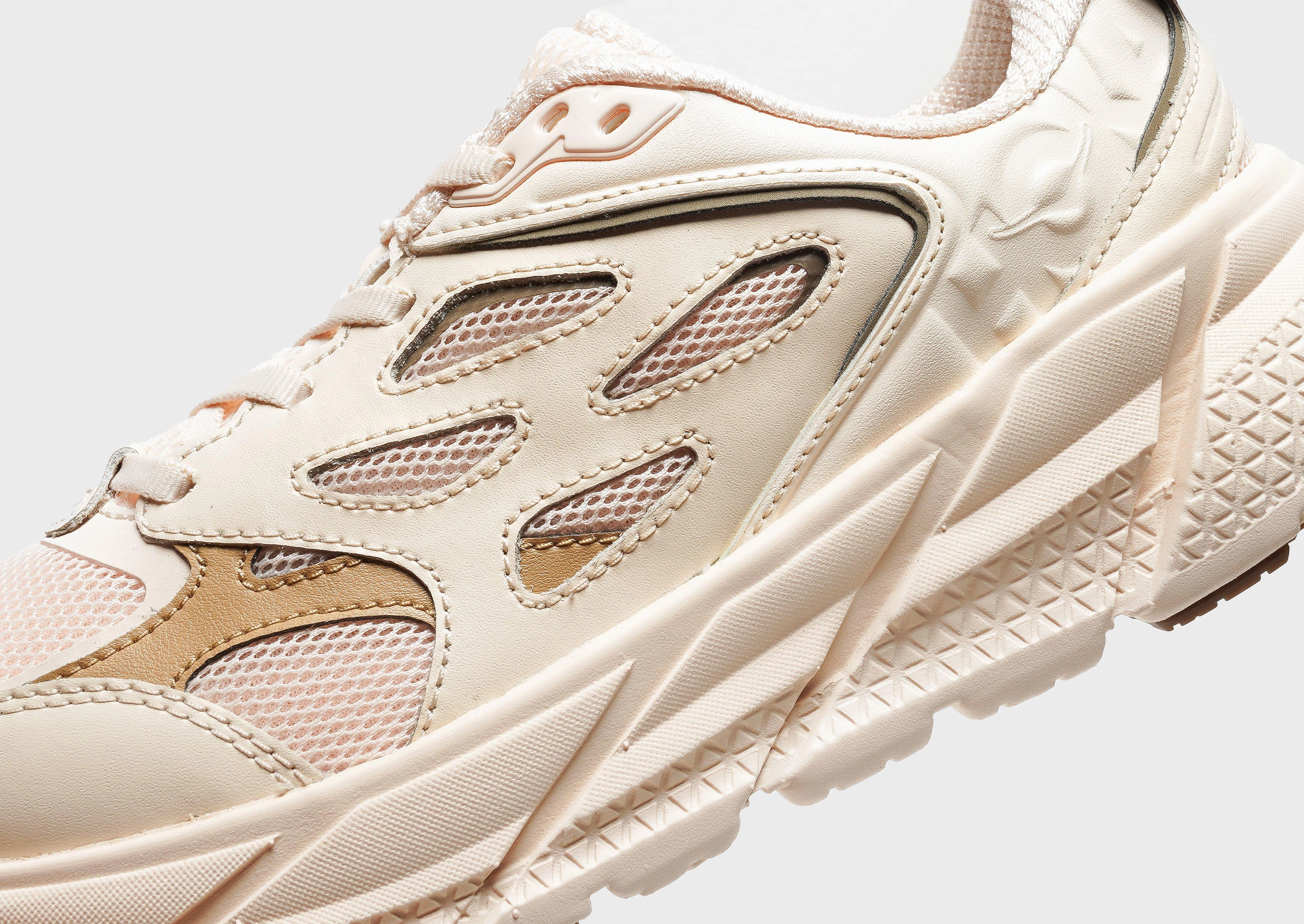 Precision-Made, Fluid-Form Design, Expressive Minimal, Form And Function, Urban Energy, Versatile Gear, Core Style System