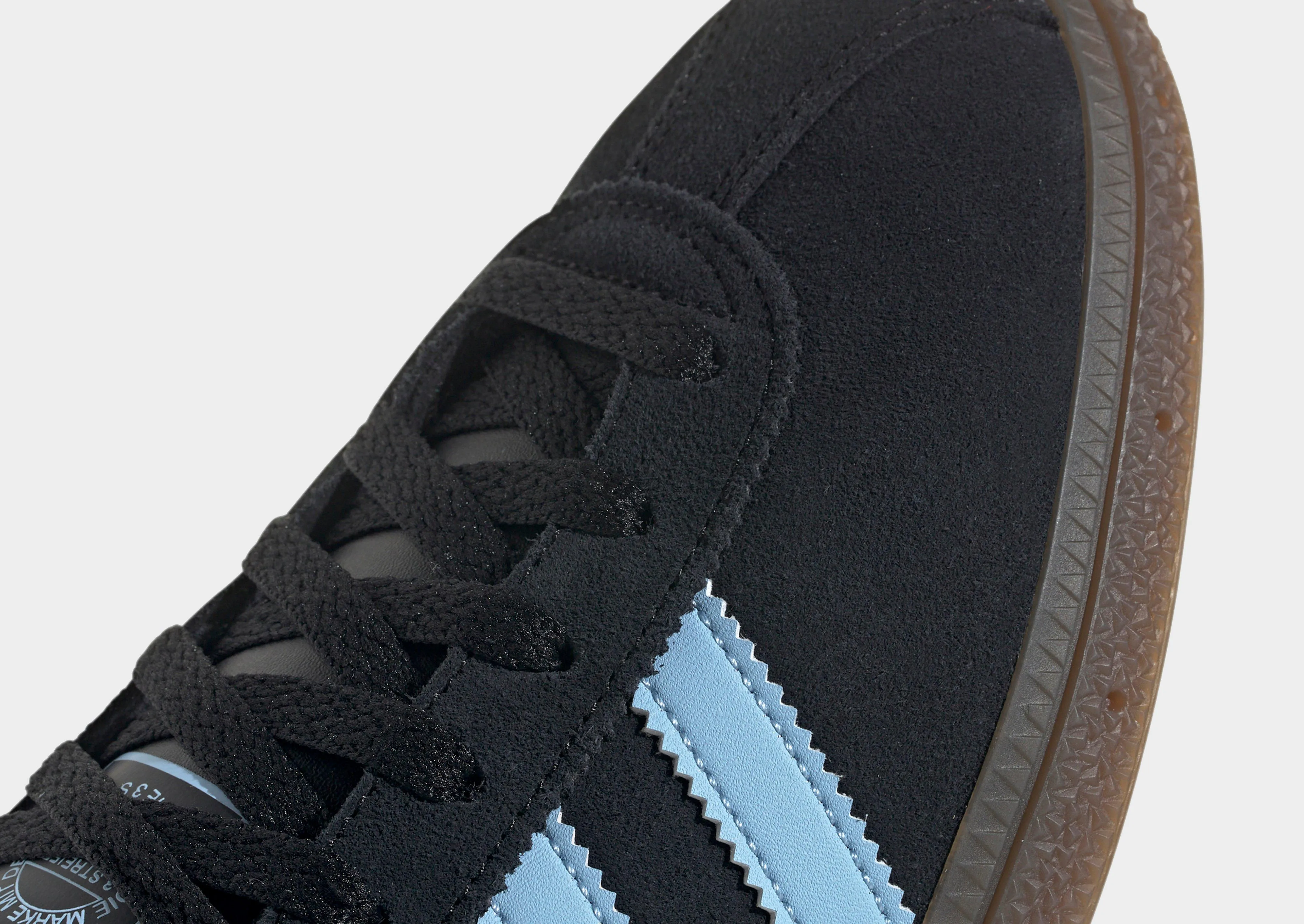Daily Wear, Relaxed Innovation, All-Weather Vibe, Fluid Lifestyle, Ready For Change, Future-Light, Functional Ease
