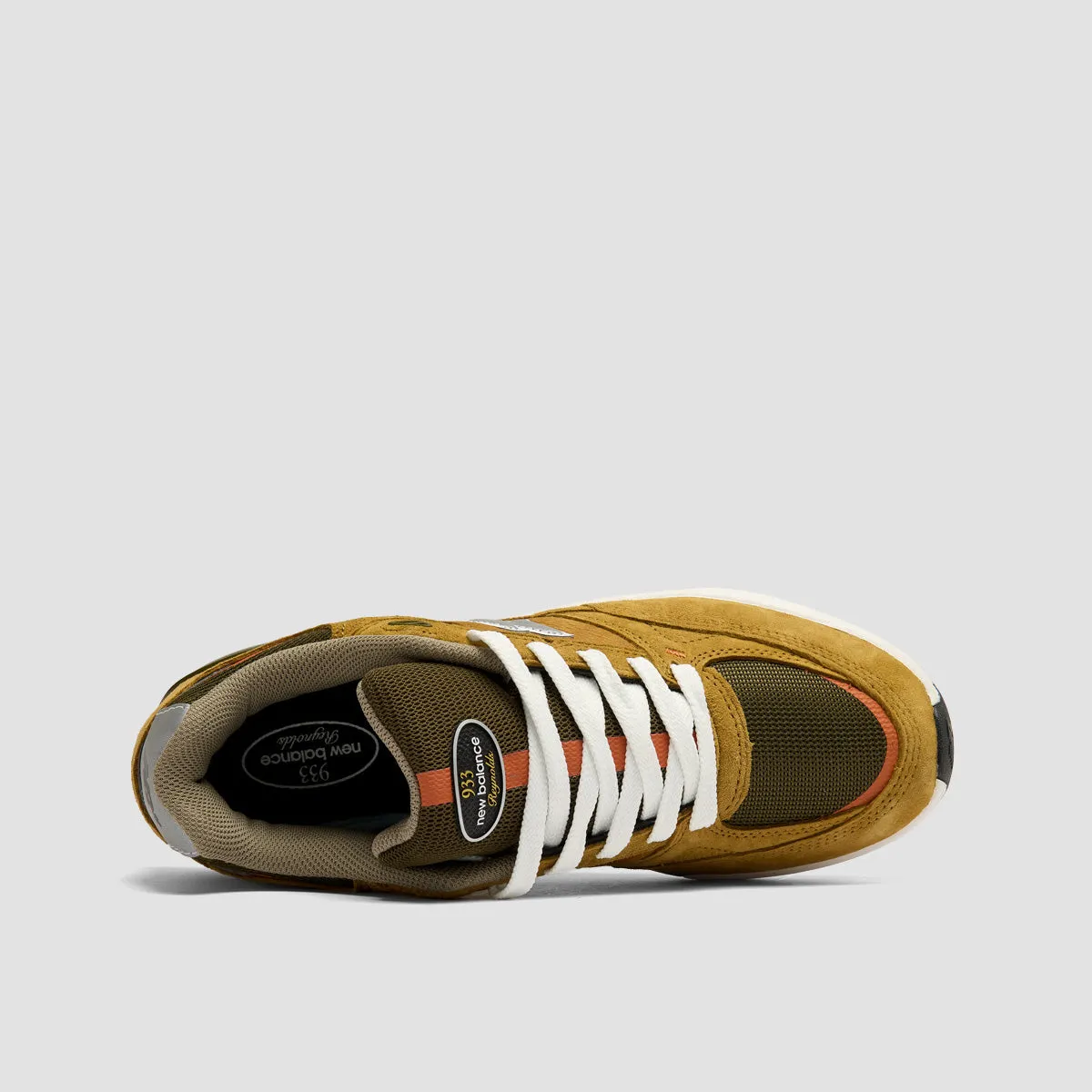 Urban Layering, Ultra-Clean Style, Urban Core, Subtle Tone, Responsive Fit