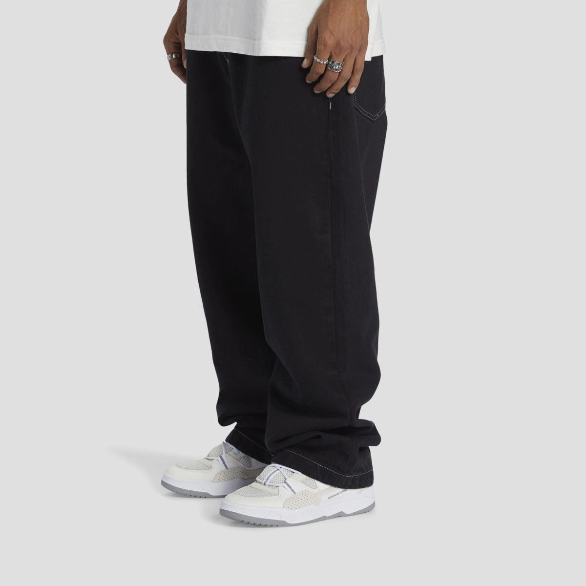 Streamlined Urban, Cool Utility, Fluid Motionwear, Visual Ease, Design Under Control