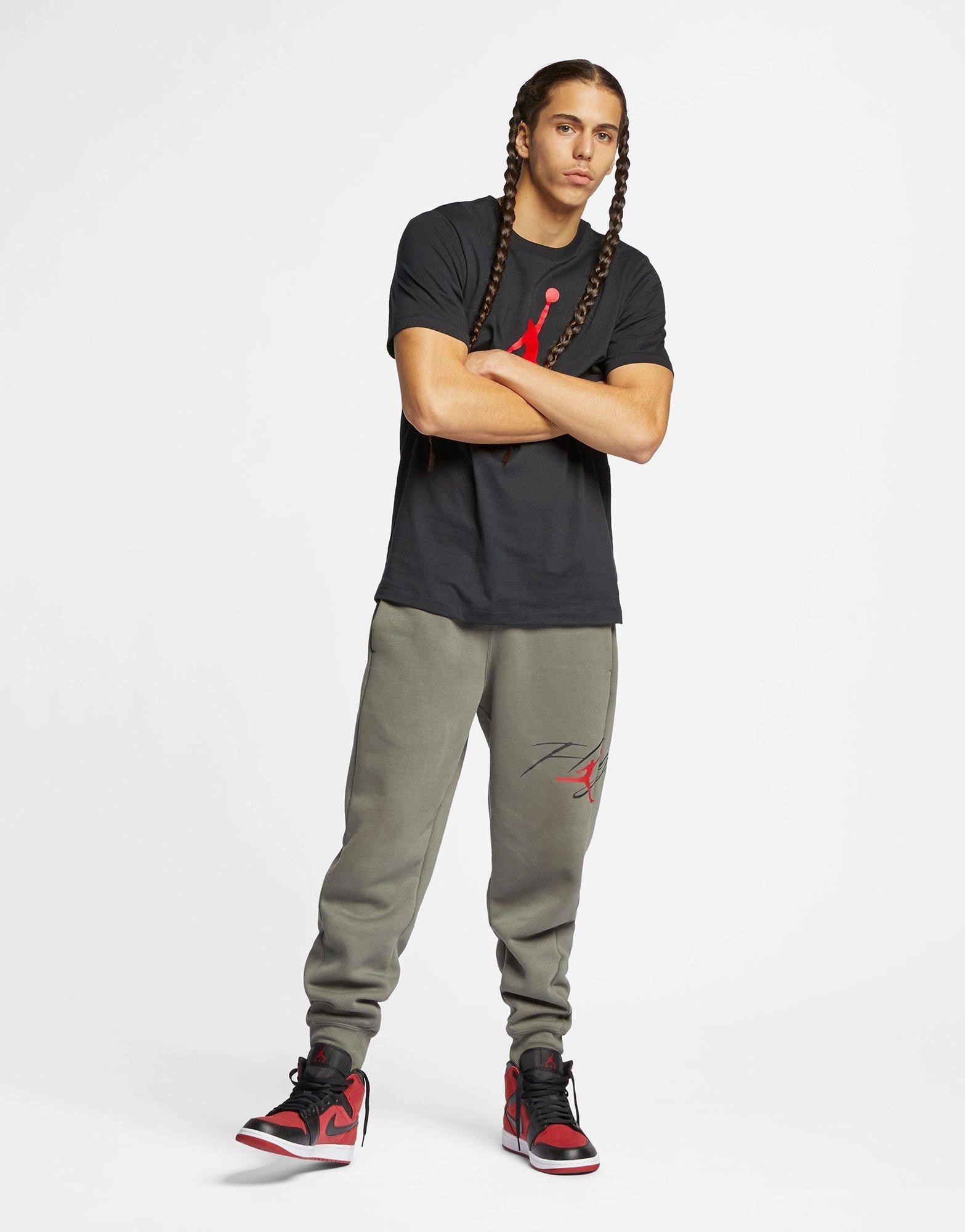 Curated For Motion, Style That Adapts, Go-Gear, Authentic Motion, Day-Built, Streamlined Edge, Minimal Gear